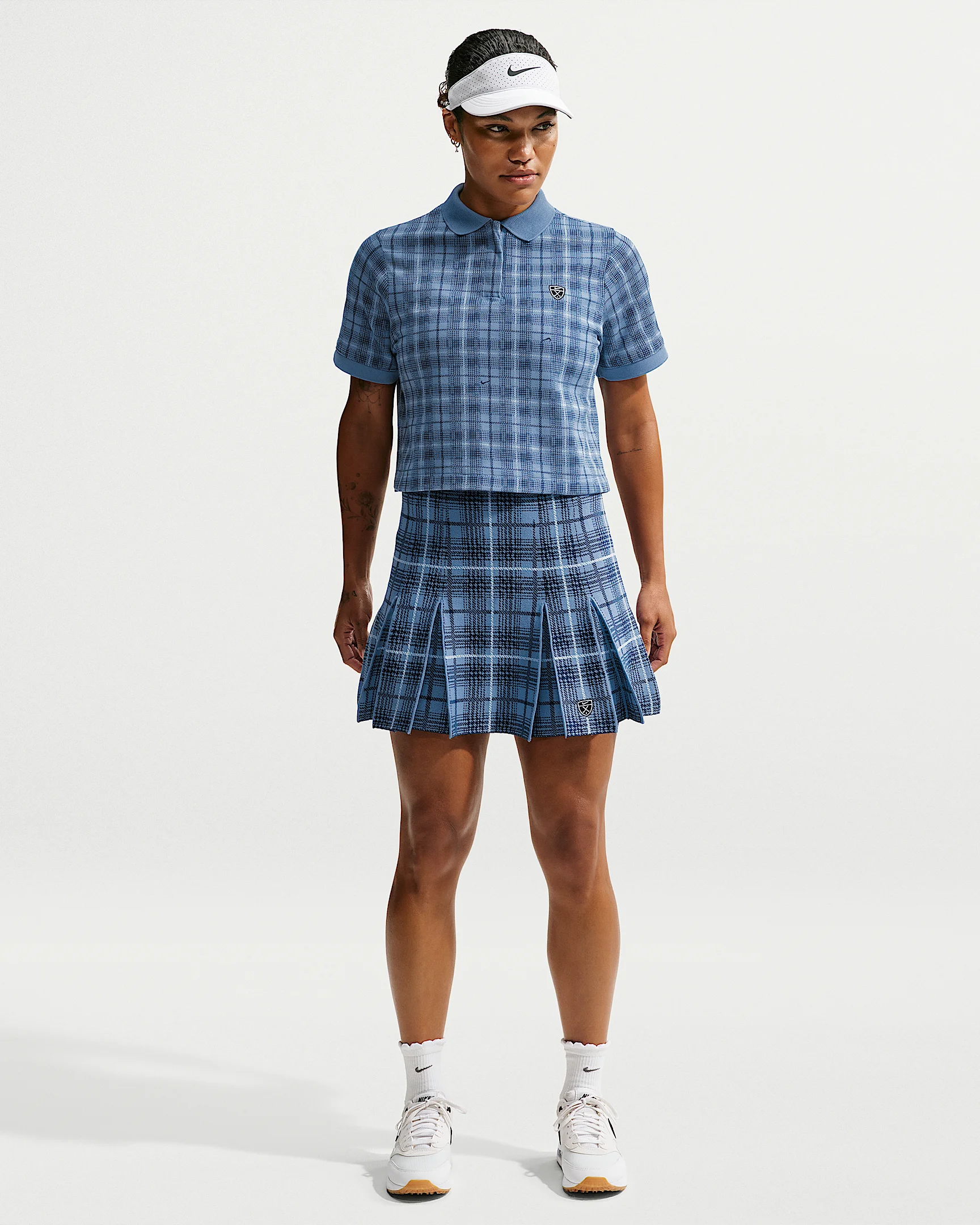 Nike Fairway Fresh Women's Plaid Golf Sweater Skirt - 1