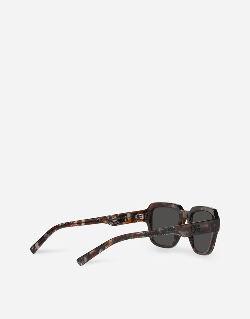 DG crossed sunglasses 4