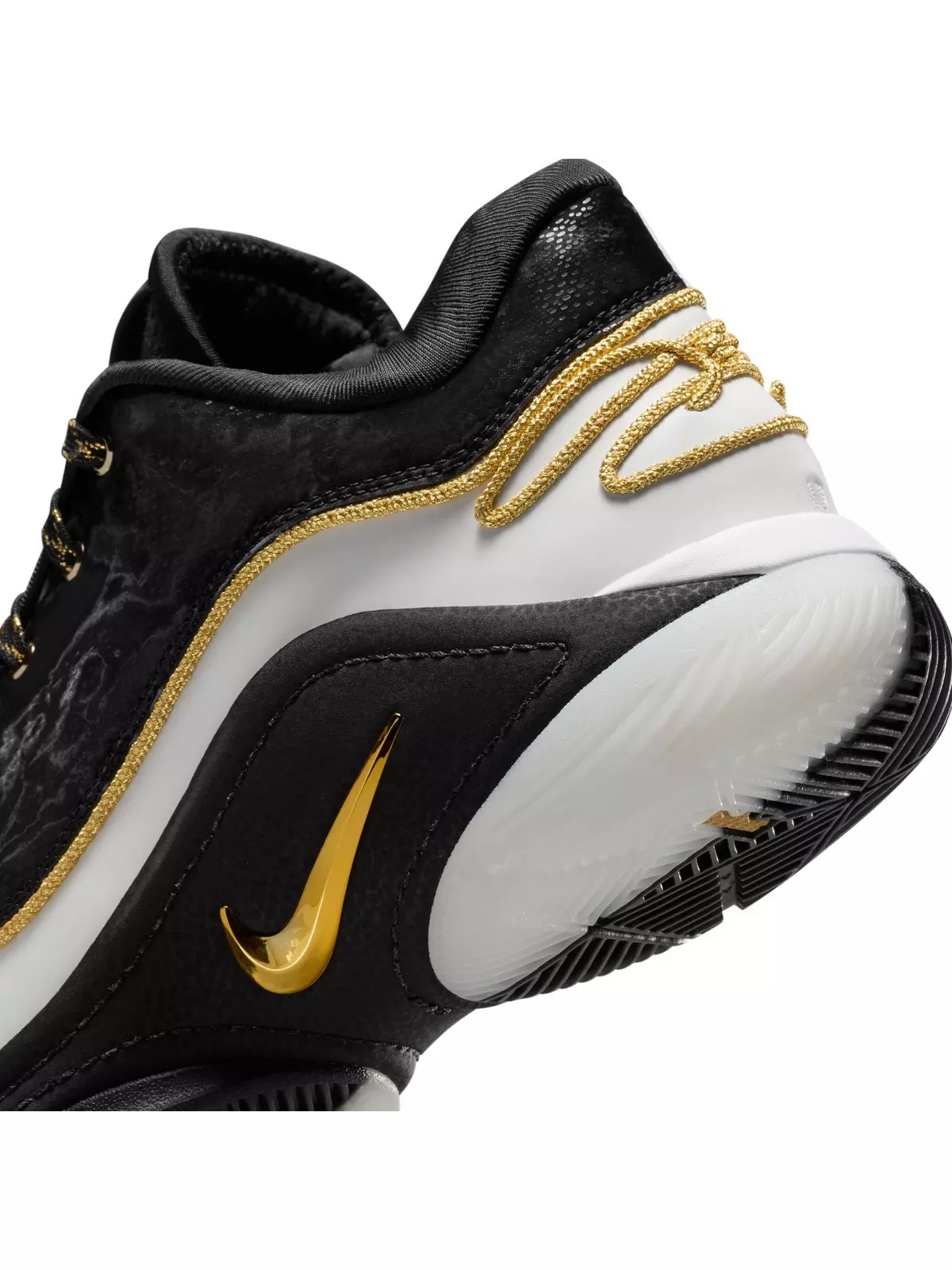 LeBron XXII "Mogul" Men's Basketball Shoe - 10