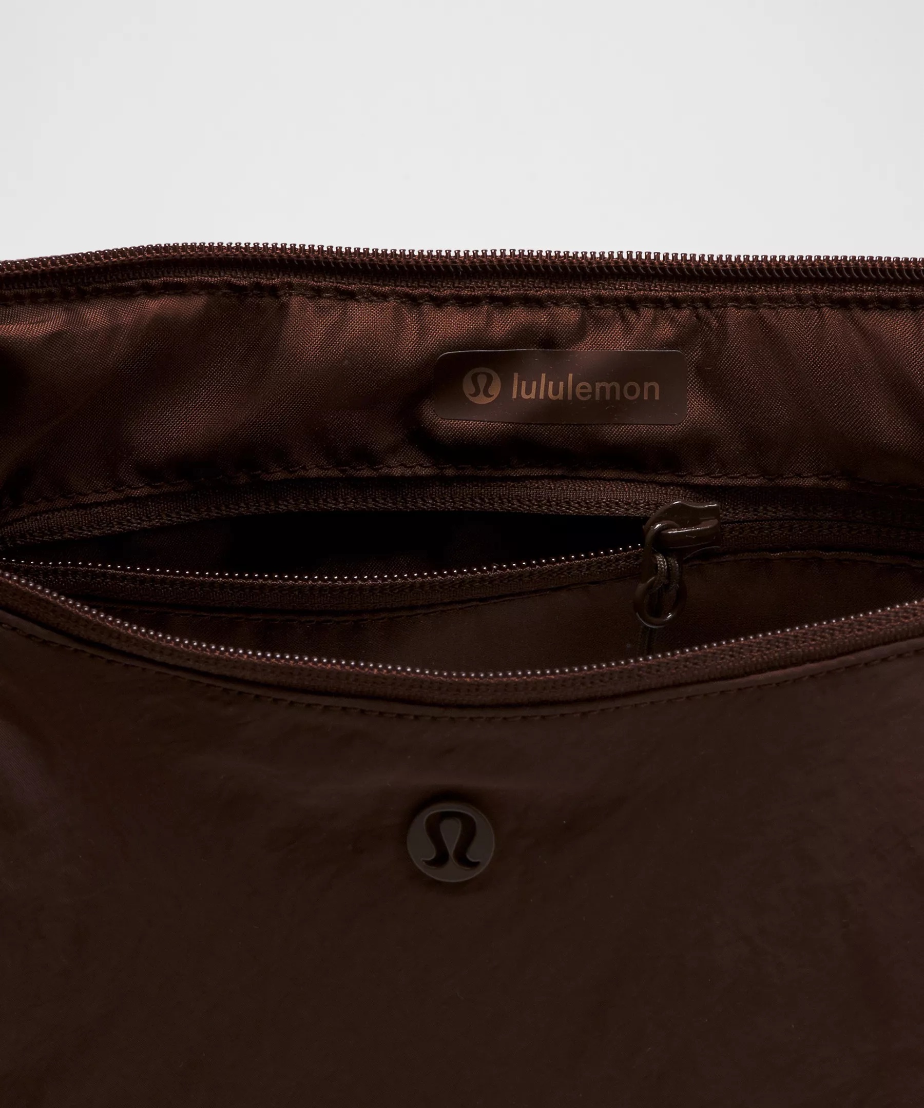 Slouchy Sling Bag 6L - 5