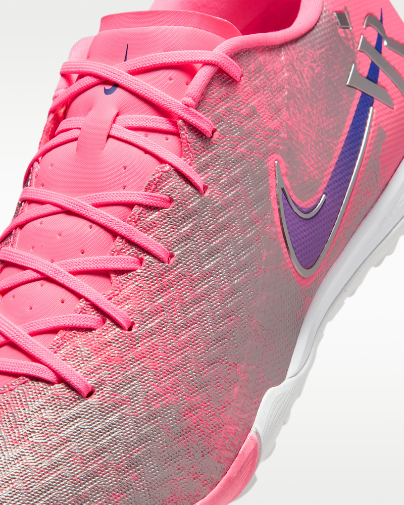 Nike Mercurial Vapor 16 Academy "Vini Jr." Turf Low-Top Soccer Shoes 7