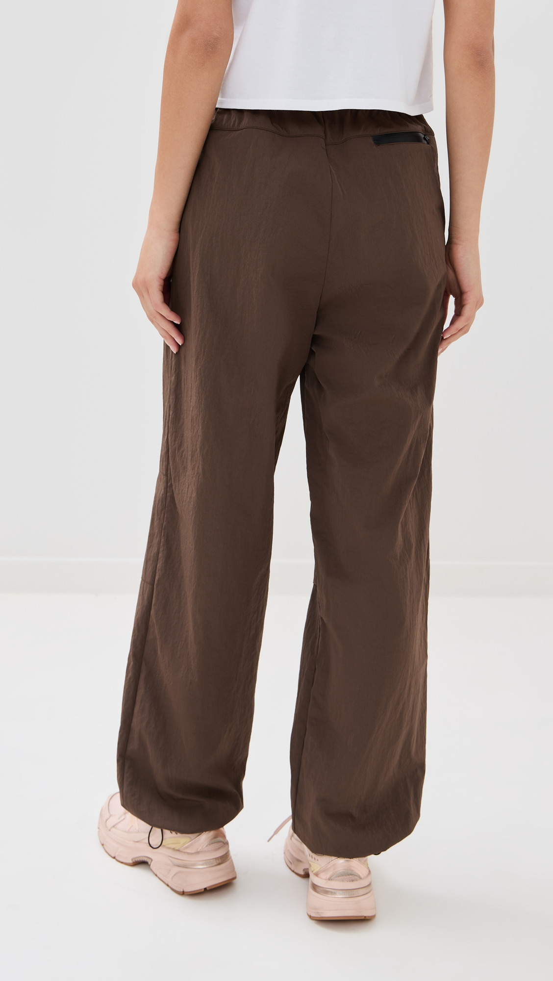 Brooks Joggers Recycled Taffeta Brown - 3