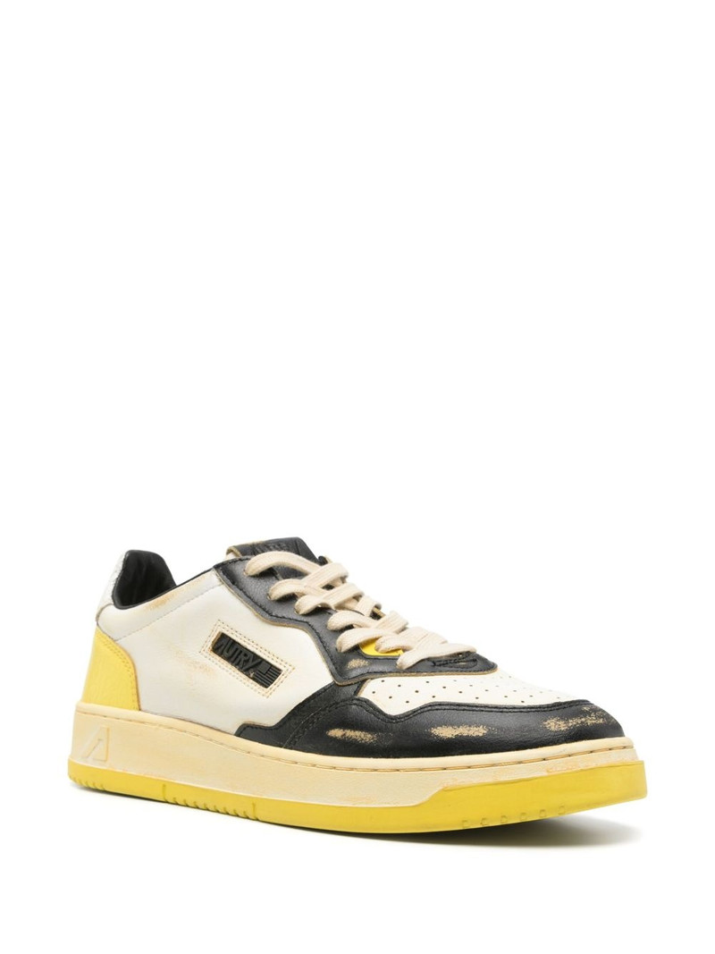 AUTRY Super Vintage sneakers outlook