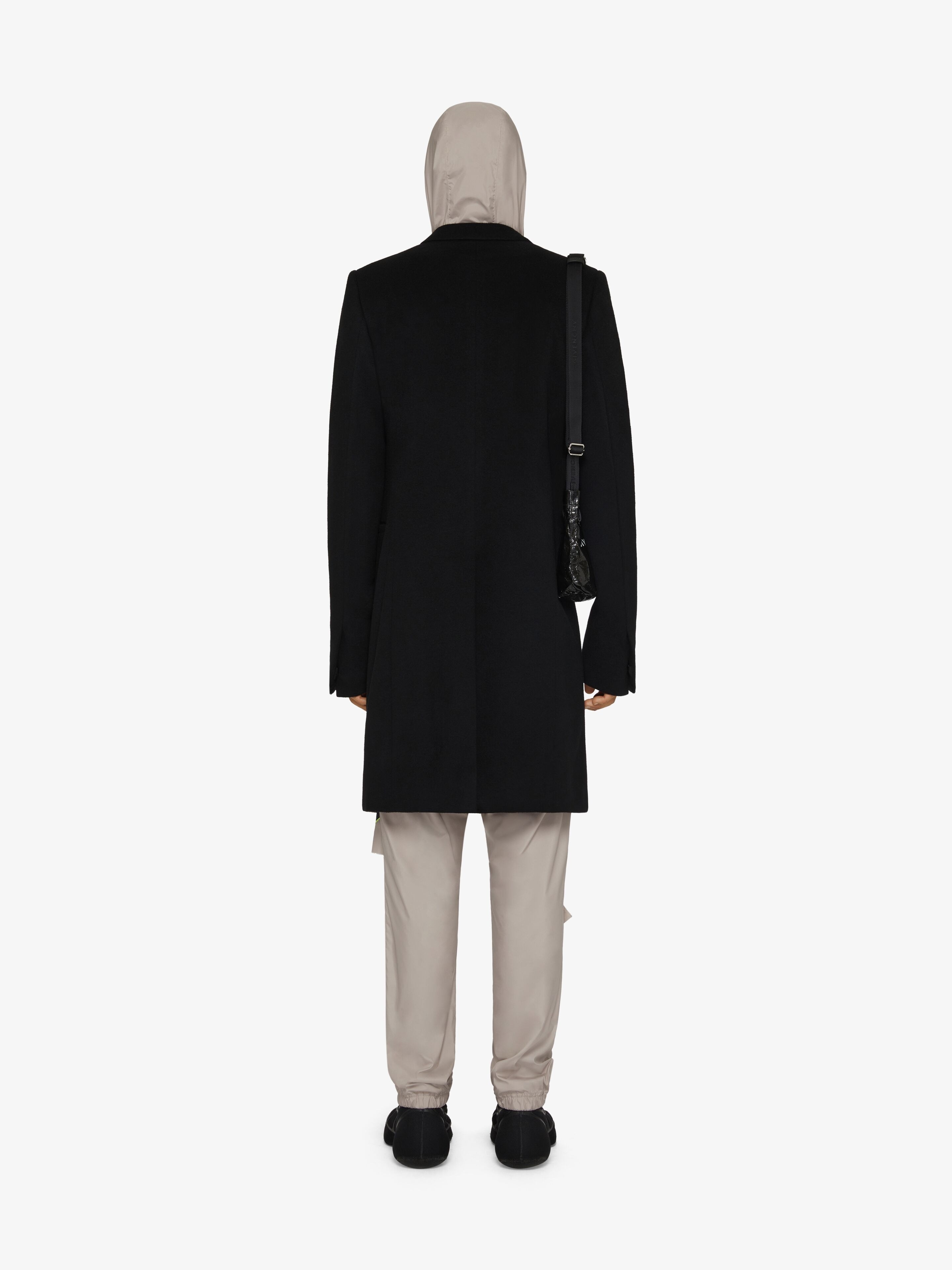 COAT IN WOOL AND CASHMERE - 4