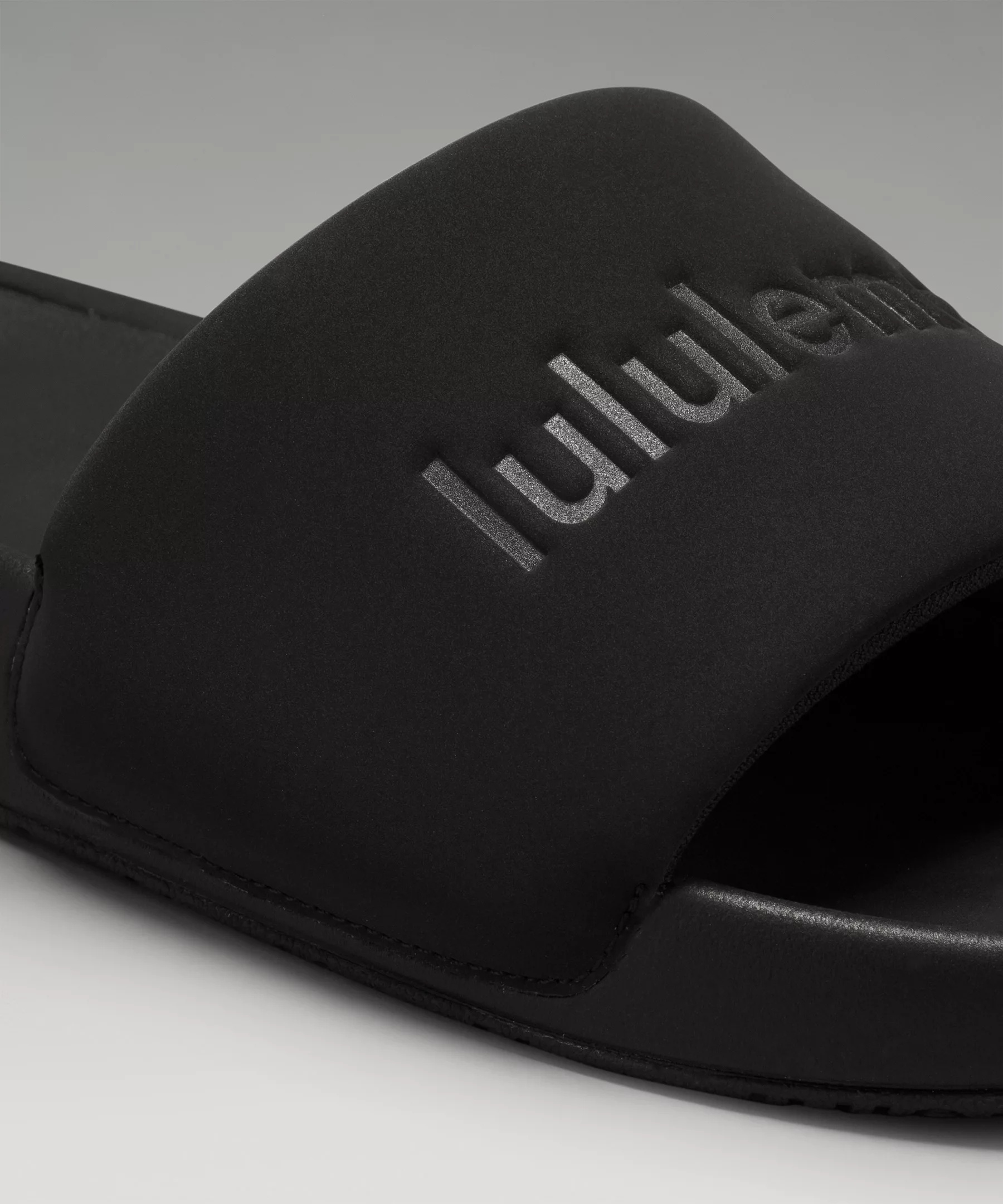 快適★lululemon★Restfeel Slide Graphic ロゴスライドサンダル Lululemon Womens Restfeel Slide *Graphic - Windmill