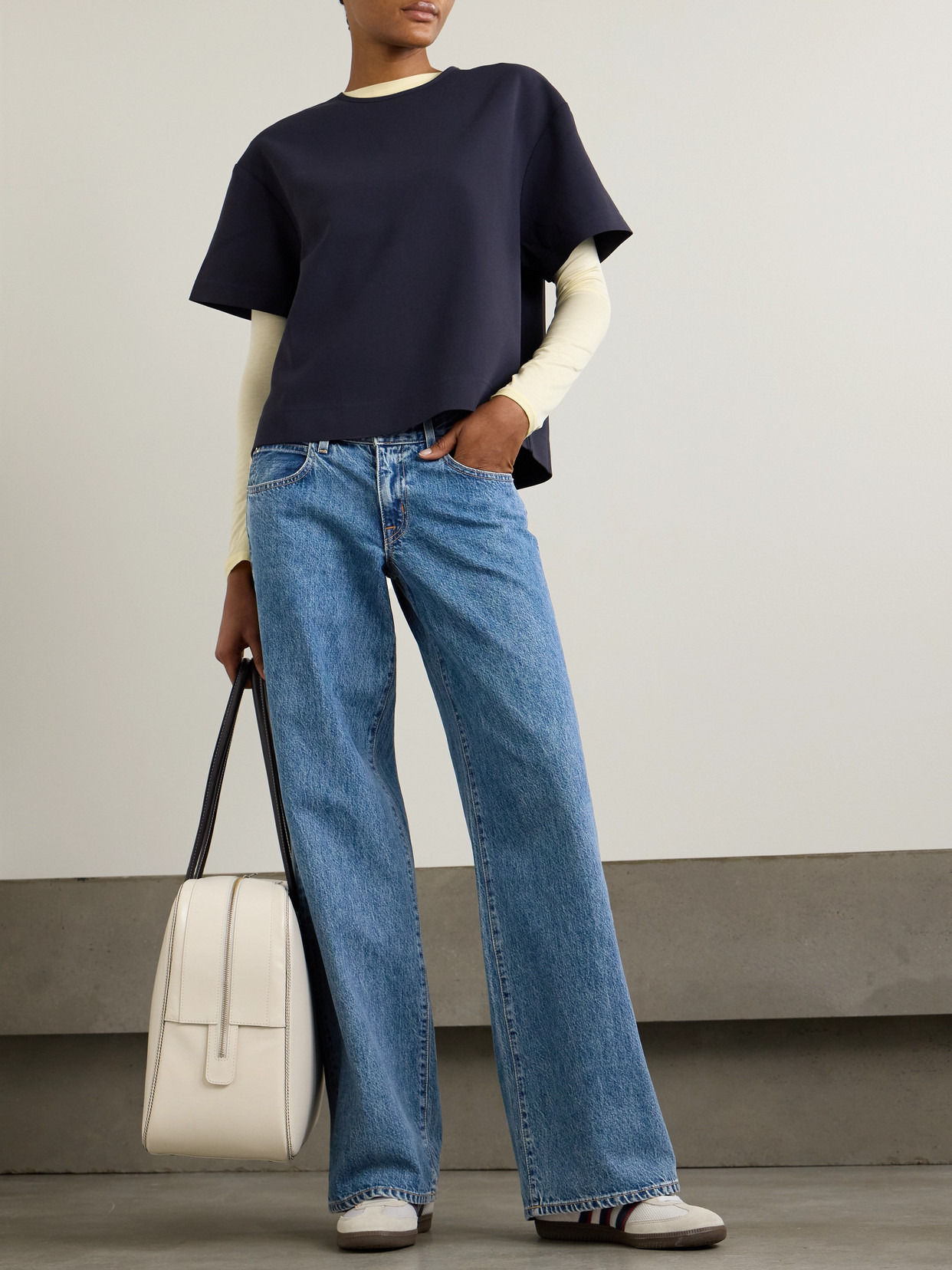Lexi Low-rise Wide-leg Jeans - 2