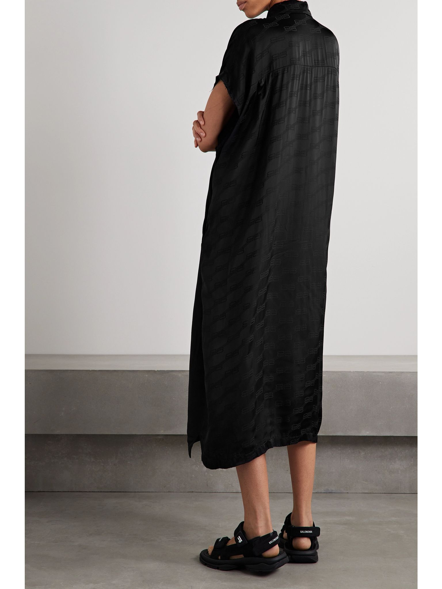 Oversized frayed twill-jacquard midi shirt dress Black - 3