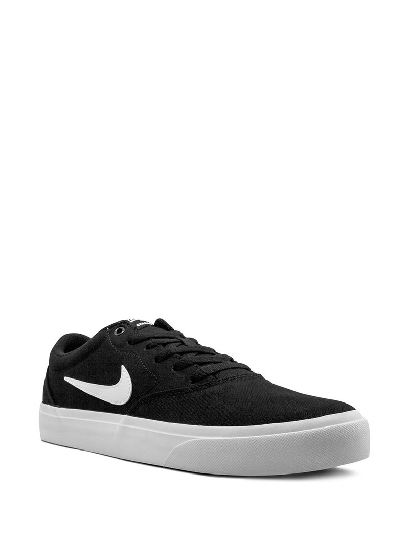 Nike SB Charge low-top sneakers outlook