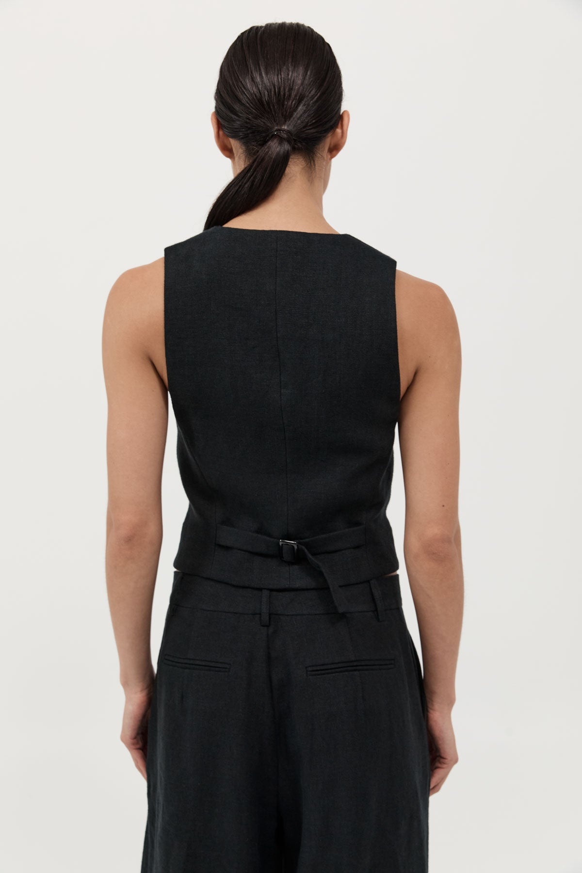 Tailored Linen Vest - Black - 5
