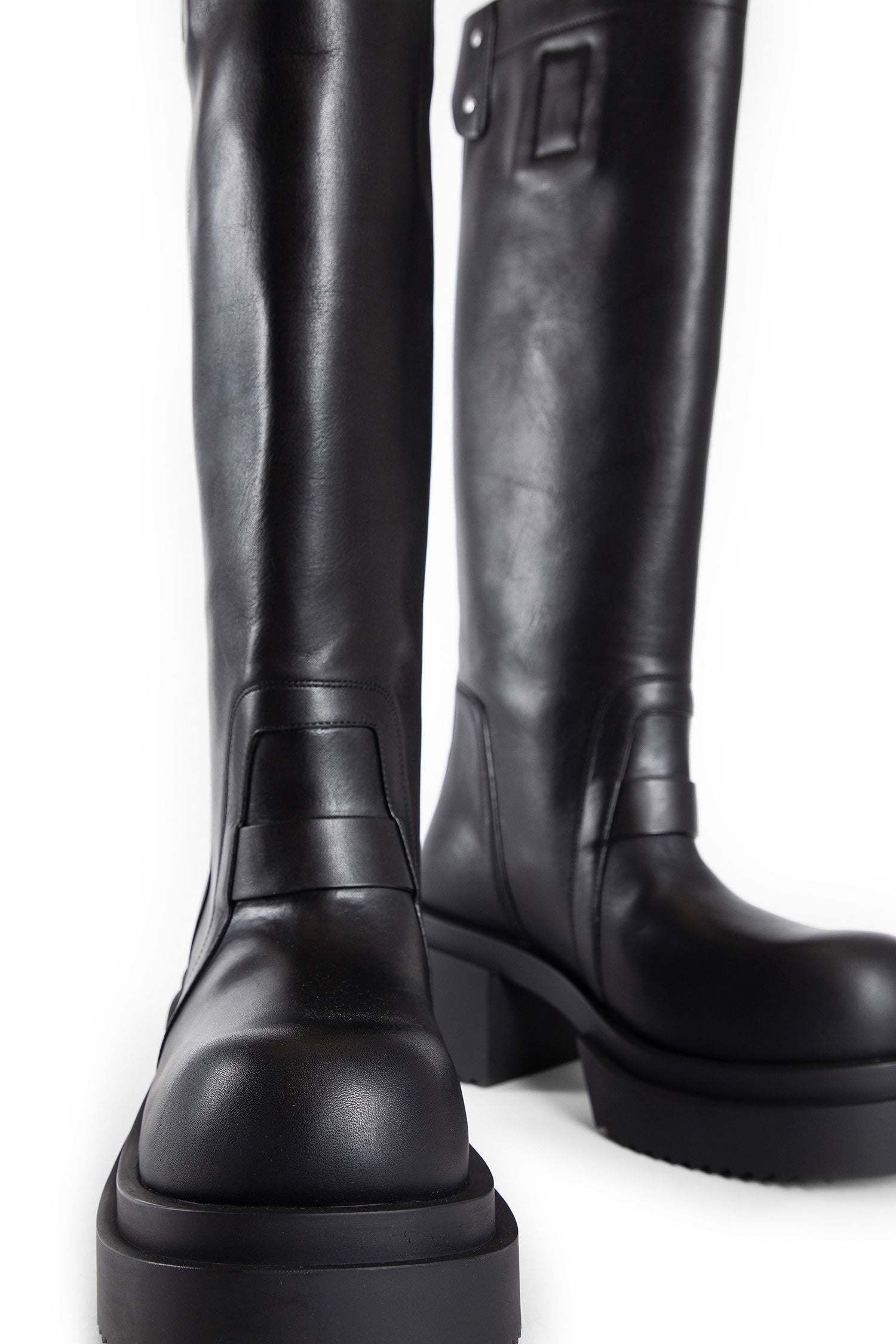 ＄ Rick Owens 22AW PULL ON BOGUN Rick Owens Black Hollywood Low Pull On Bogun Boots - Shoes