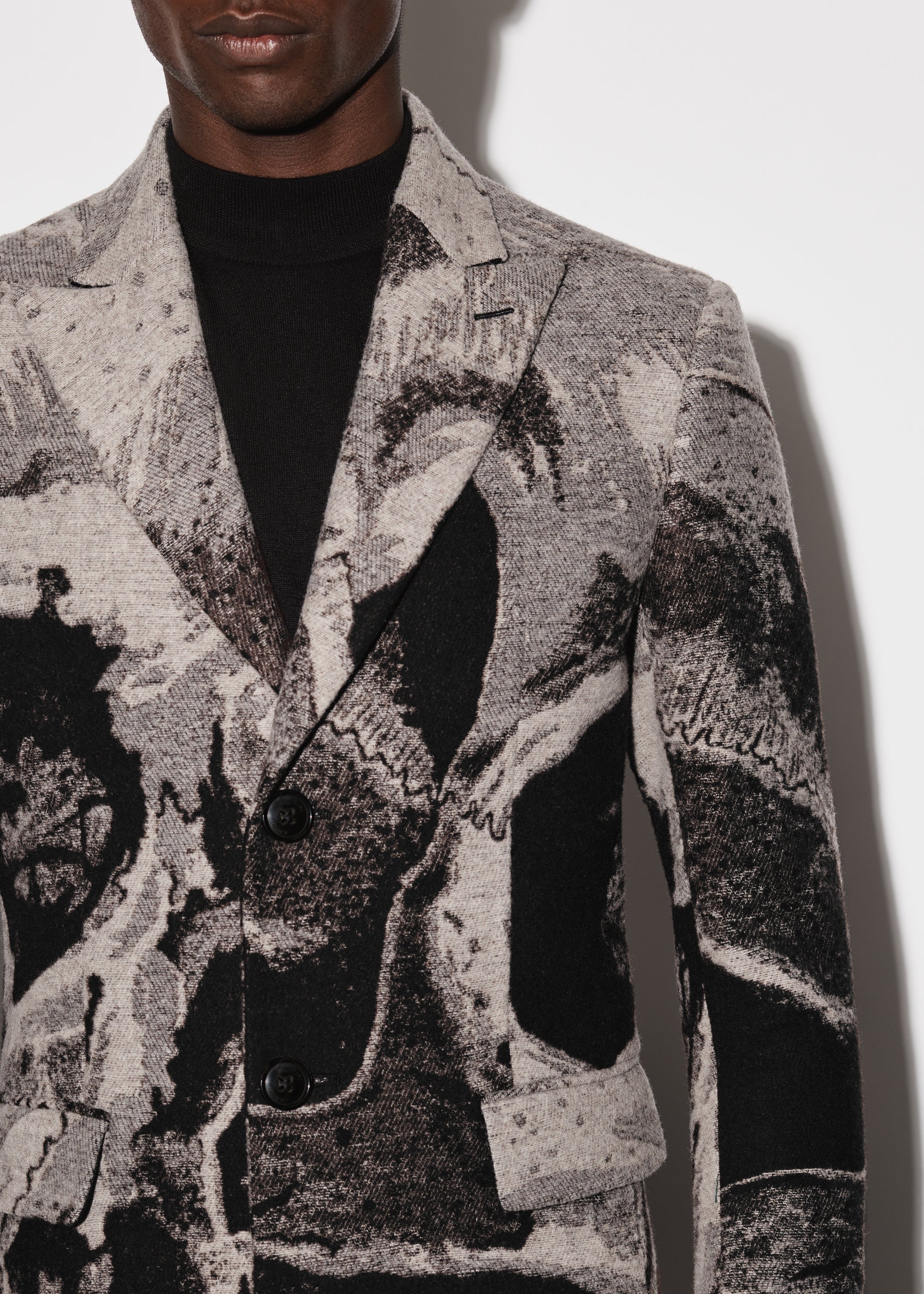 美品 AMIRI × Wes Lang 22AW スカル フリンンジ ニット 美品 AMIRI × Wes Lang 22AW スカル フリンンジ ニット - メルカリ