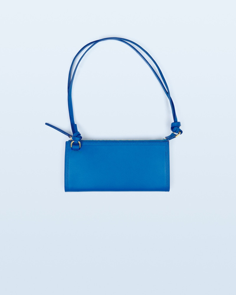 JACQUEMUS Le Pichoto outlook