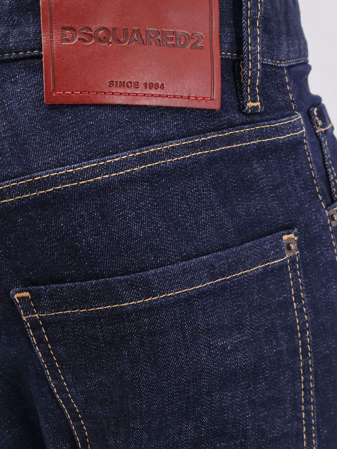 Dsquared2 Cool Guy Jeans With Contrasting Stitching - 3