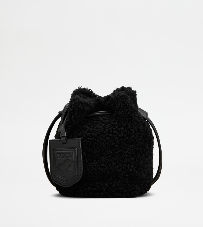 BUCKET BAG IN SHEARLING MICRO - BLACK 1