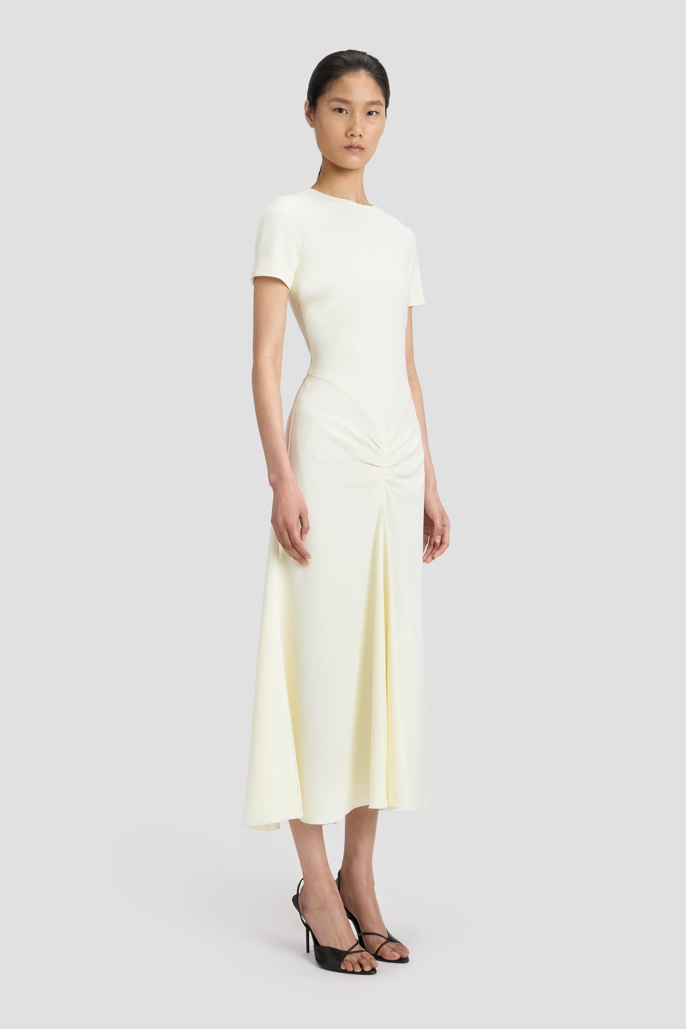 Gathered Detail T-Shirt Midi Dress In Ivory - 3