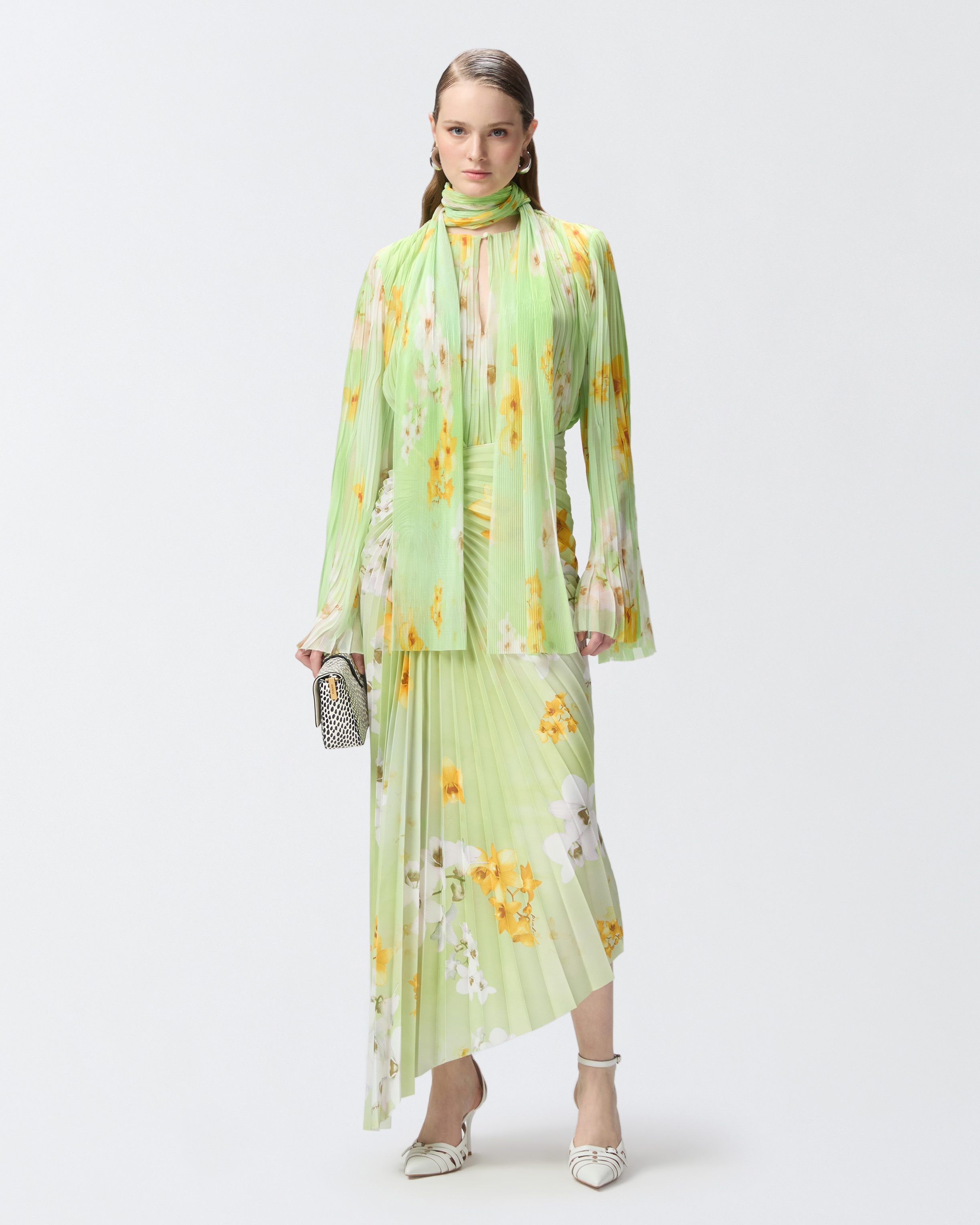 LIGHT BLOUSE IN PLEATED FLORAL CREPON - 3