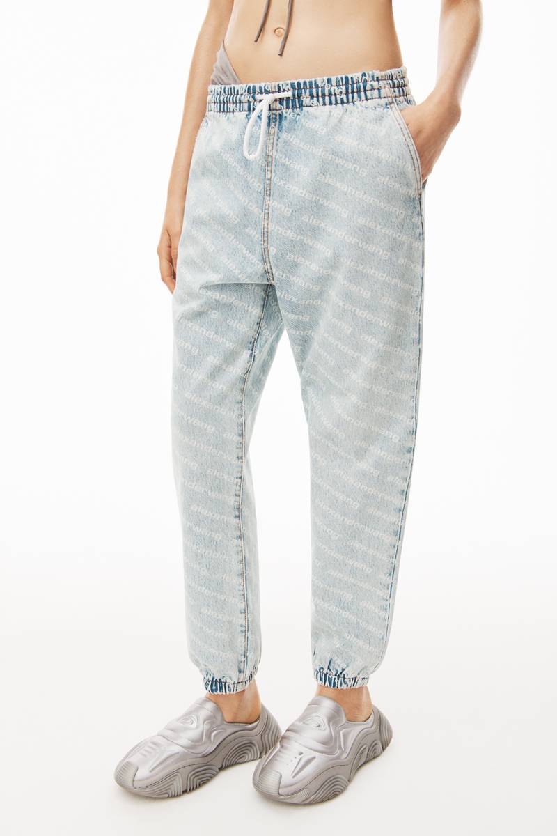 LOGO PRINT JOGGER IN DENIM 3
