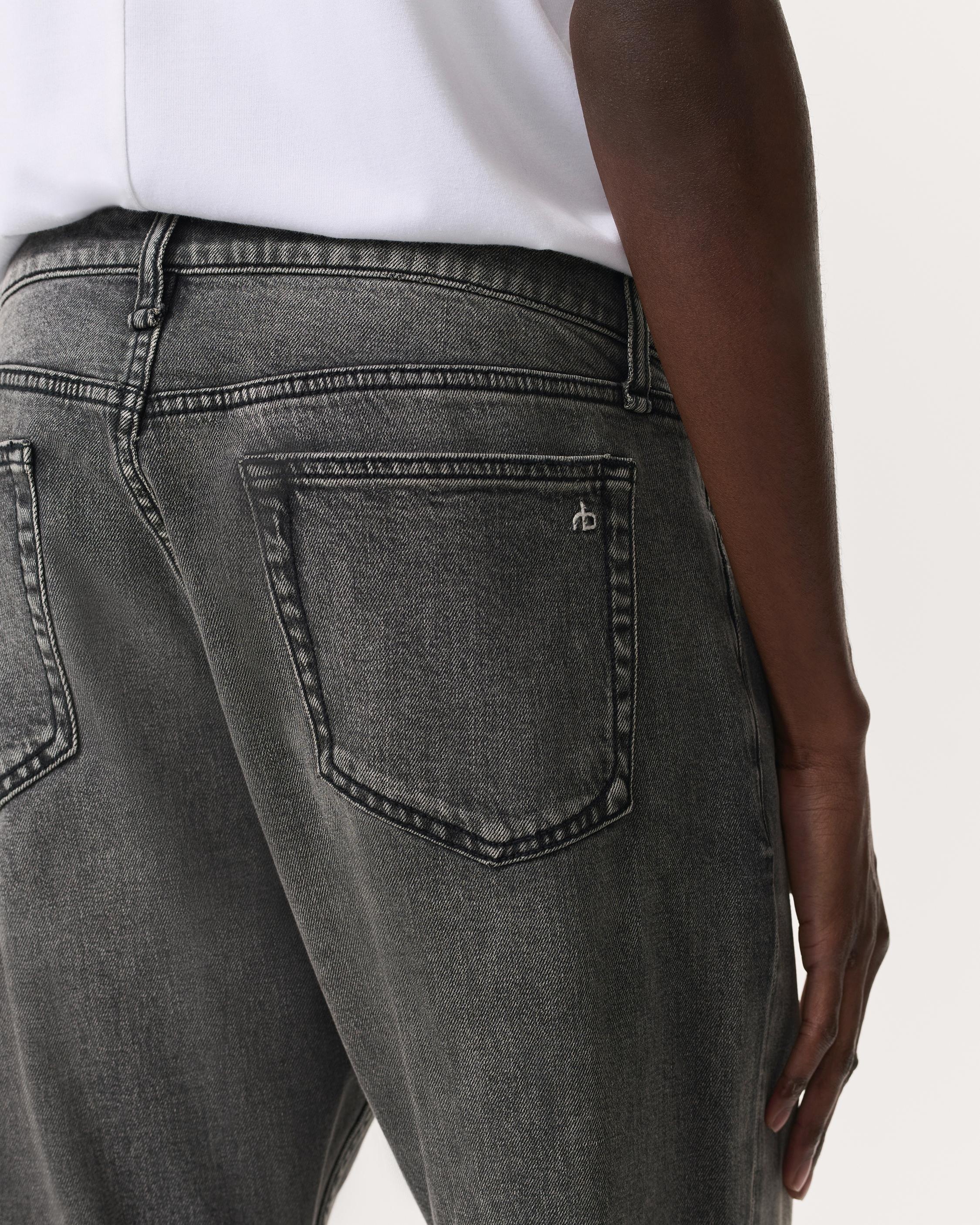 Fit 3 Athletic Fit Jeans
Authentic Stretch Denim - 6