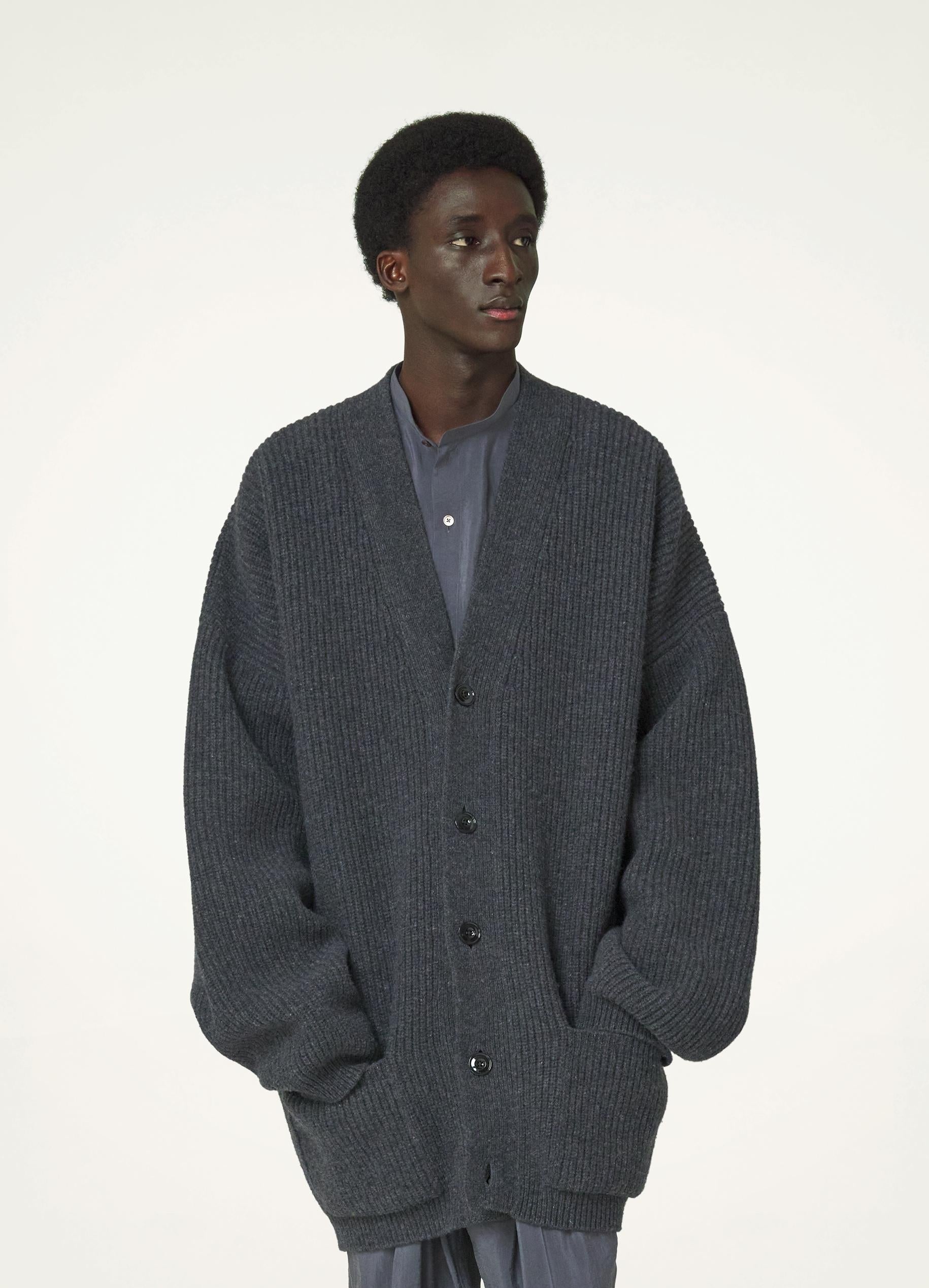 FELTED CARDIGAN COAT
SHETLAND - 11