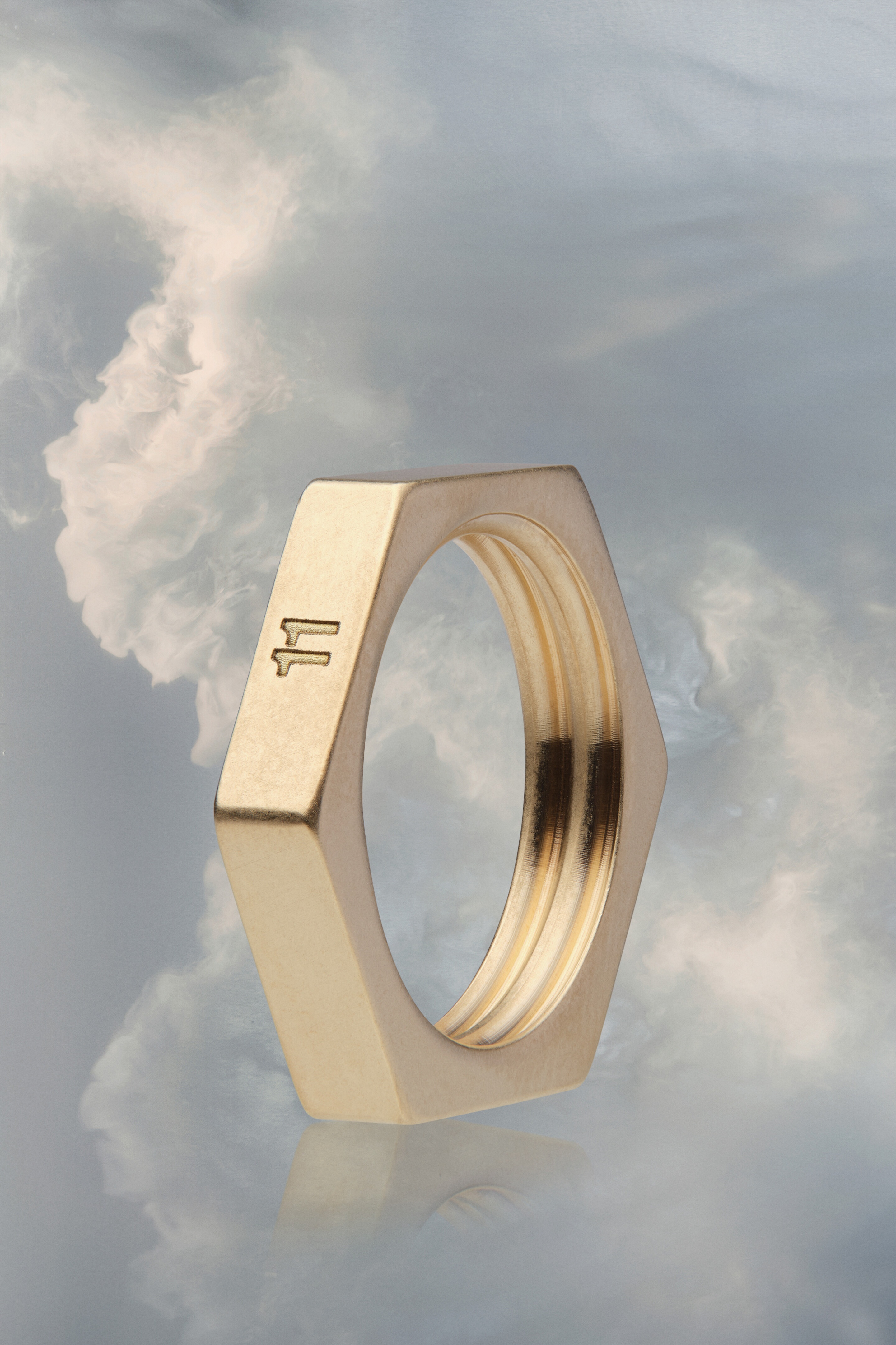 【MAISON MARGIELA】BOLT AND NUT RING Maison Margiela - Bolt and Nut Ring | HBX - Globally Curated
