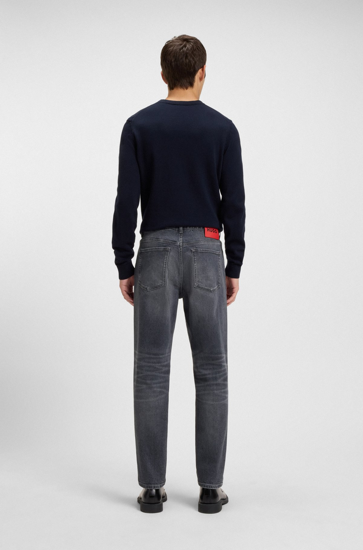 TAPERED-FIT JEANS IN USED-EFFECT GRAY DENIM - 4