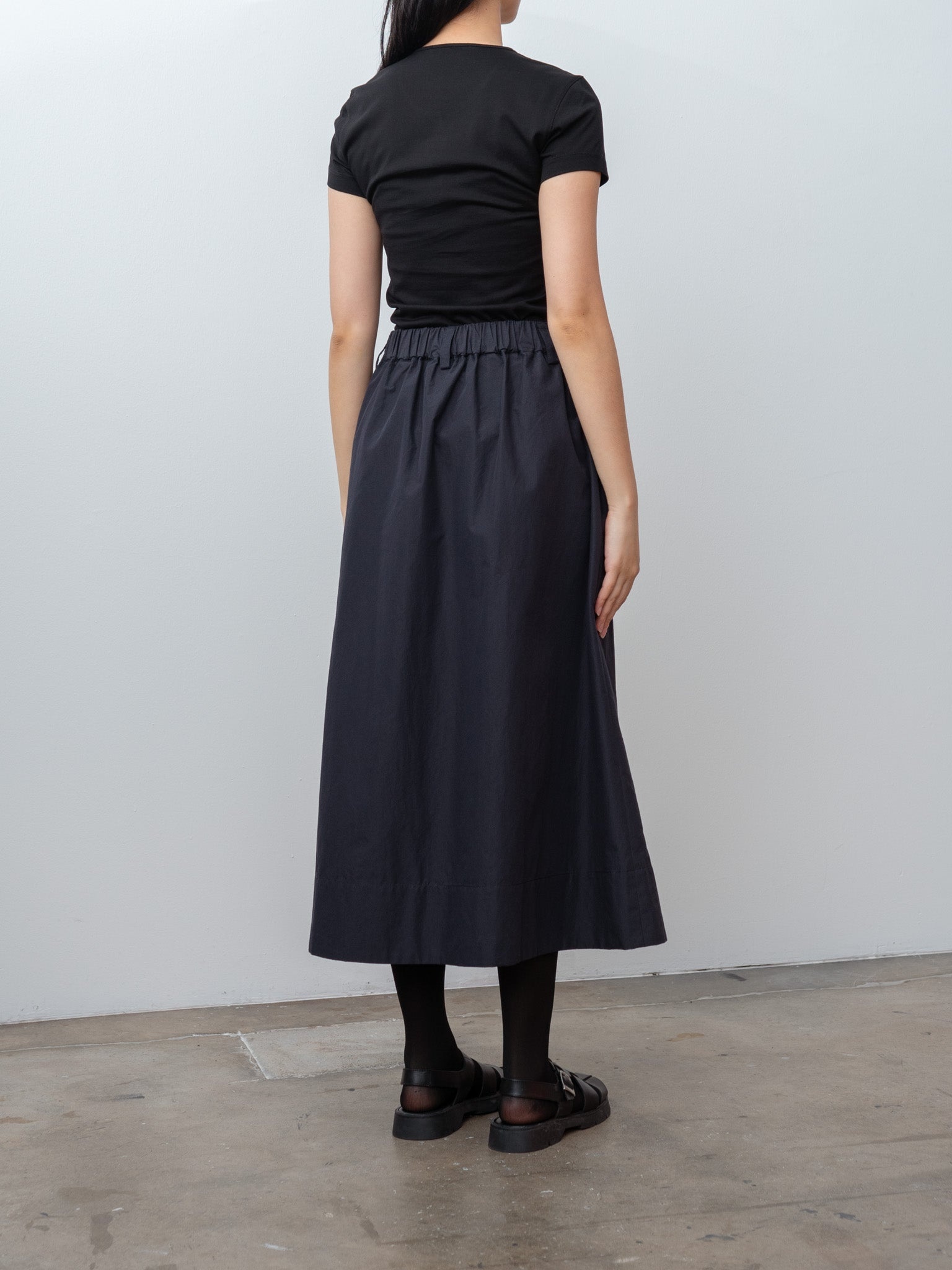 Fitted T-Shirt - Black - 4