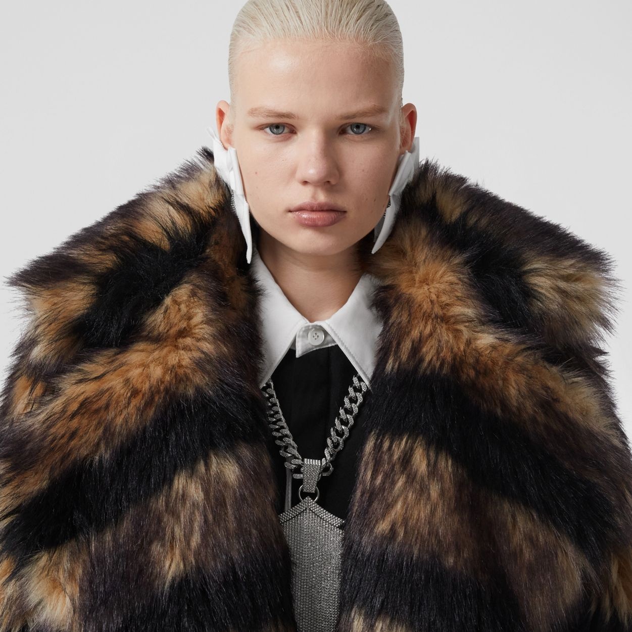 Striped Faux Fur Oversized Jacket - 3
