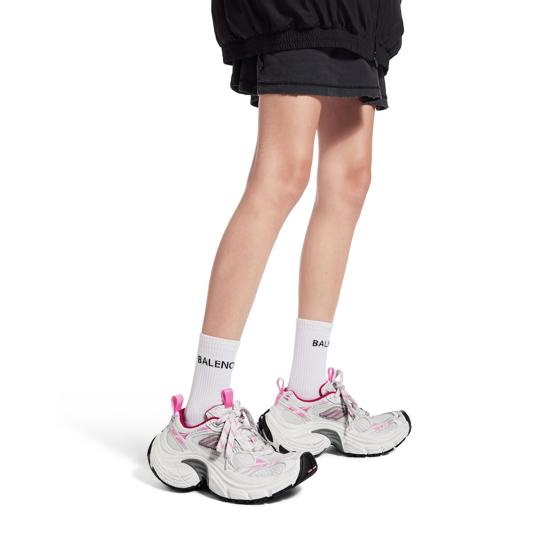 Women's 6xl Sneaker in White/light Pink/grey/black - 9