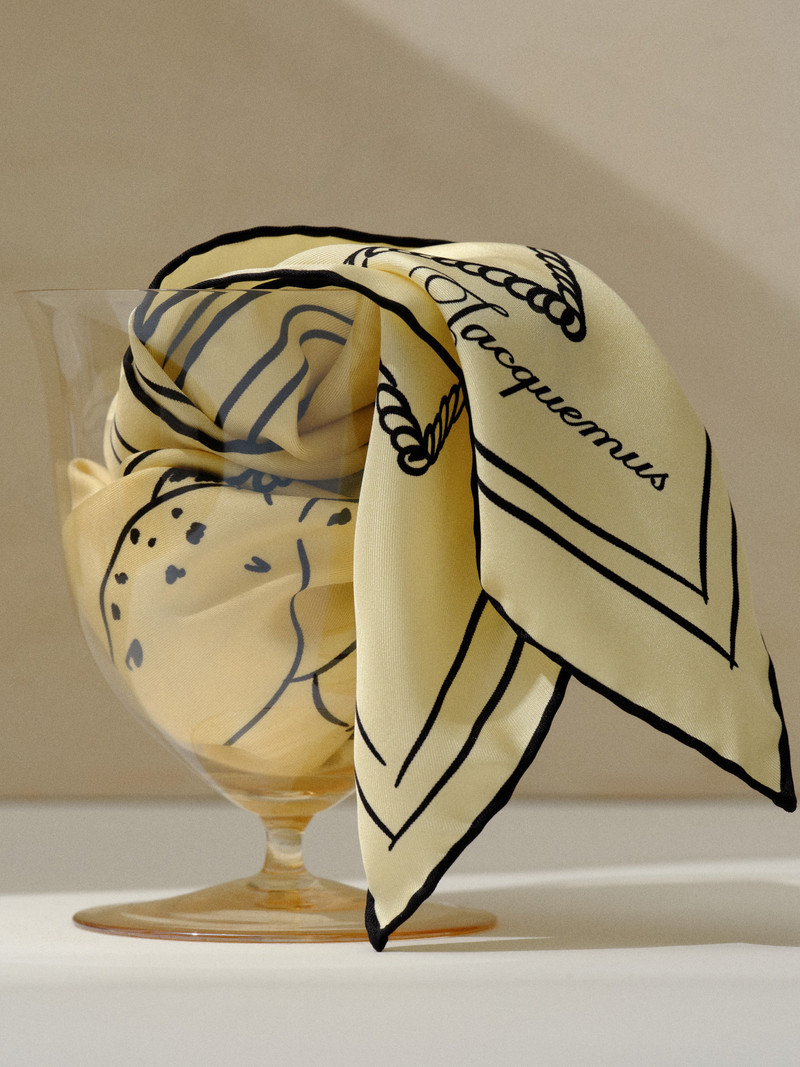 The Dalmatien scarf 7