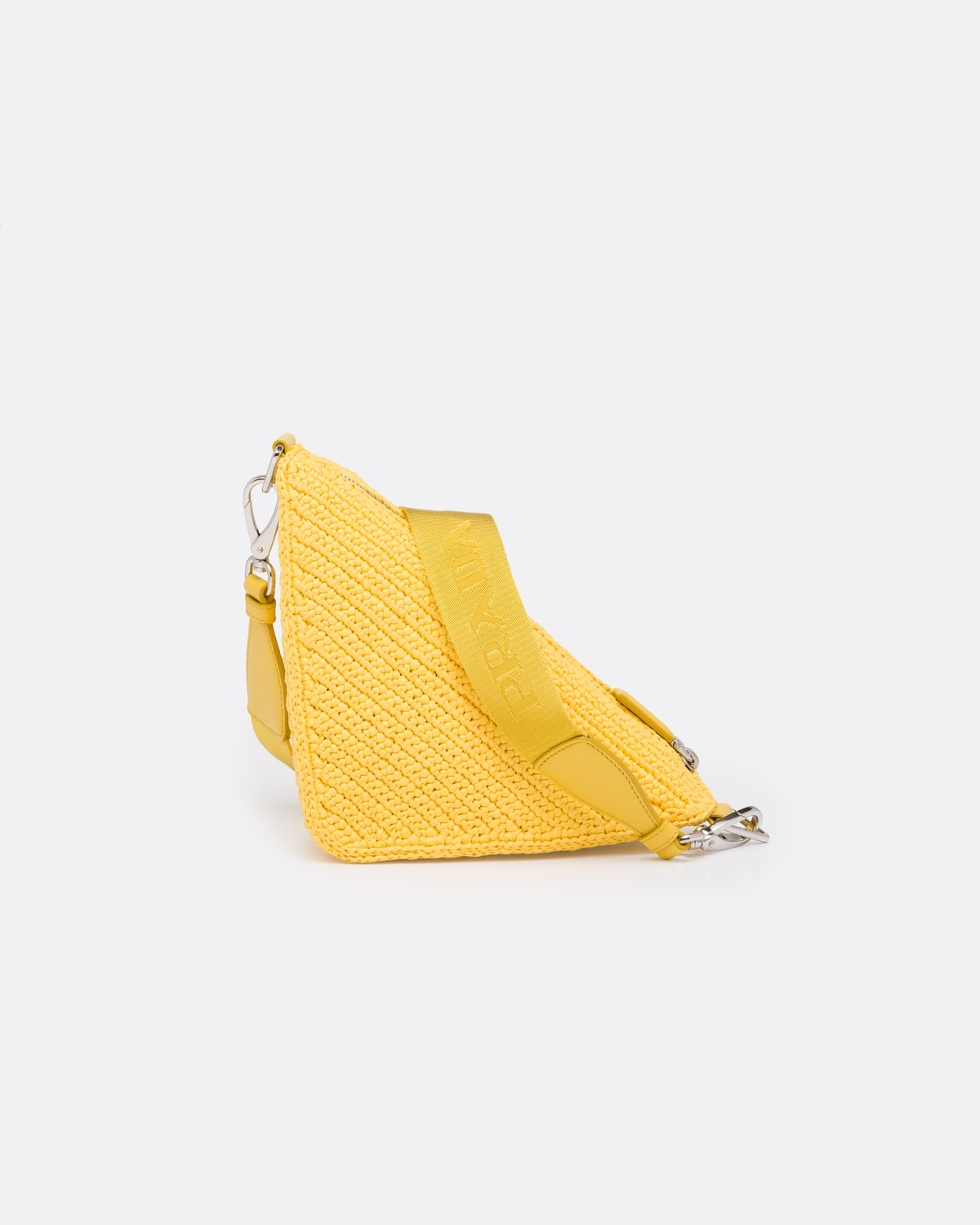 Raffia Prada Triangle bag - 4