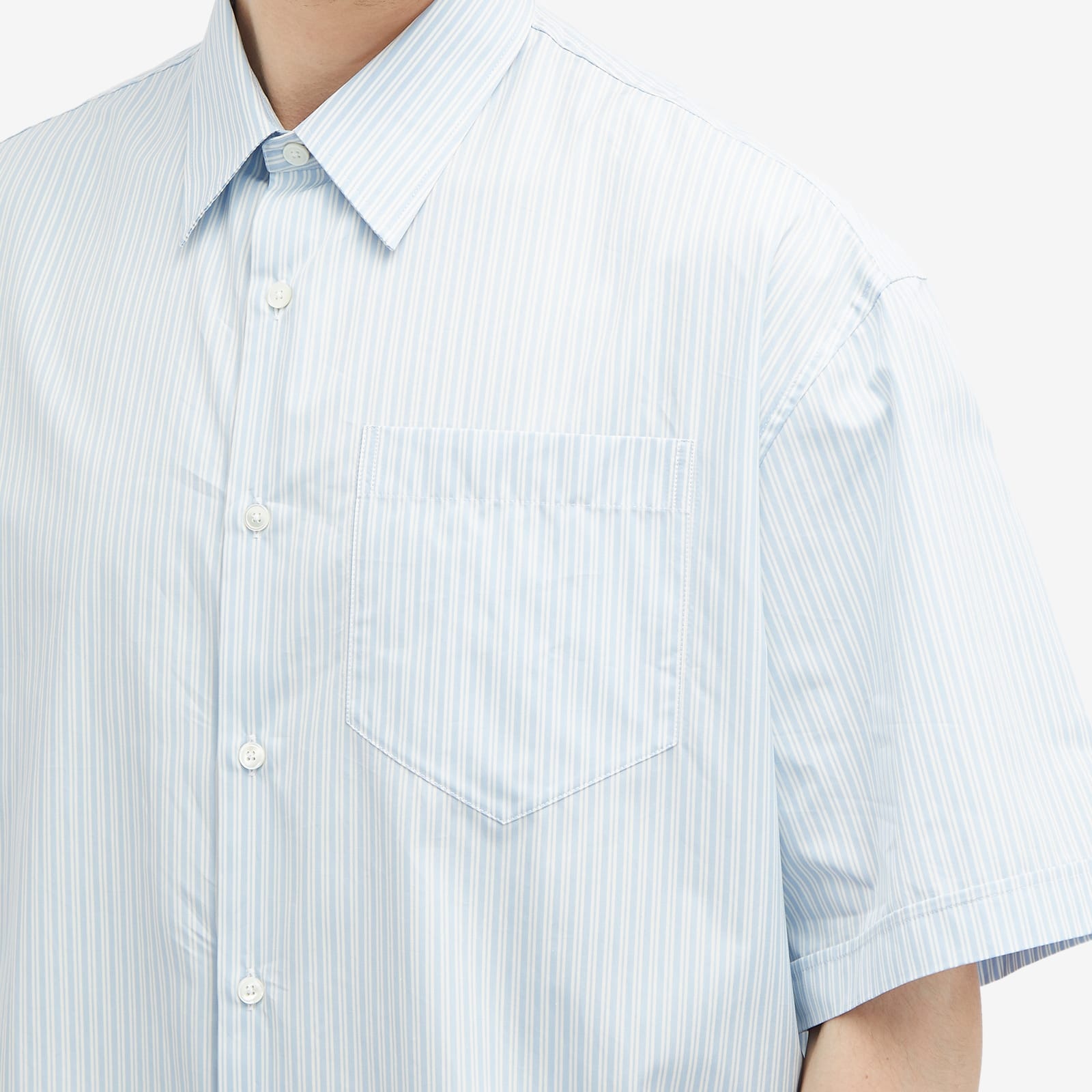 AMI Paris Stripe Boxy Short Sleeve Shirt - 5