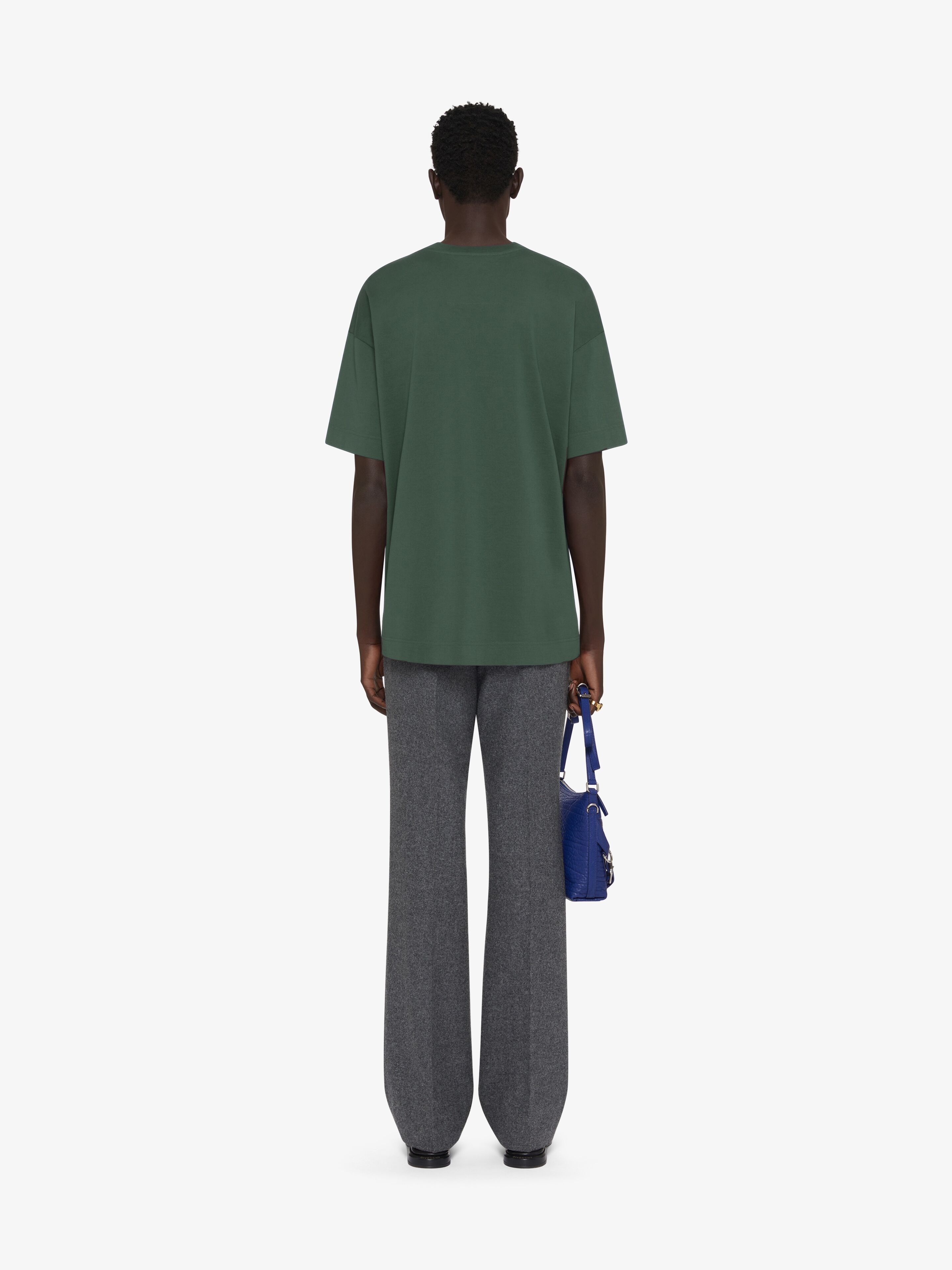 T-SHIRT IN COTTON WITH GIVENCHY SIGNATURE - 4