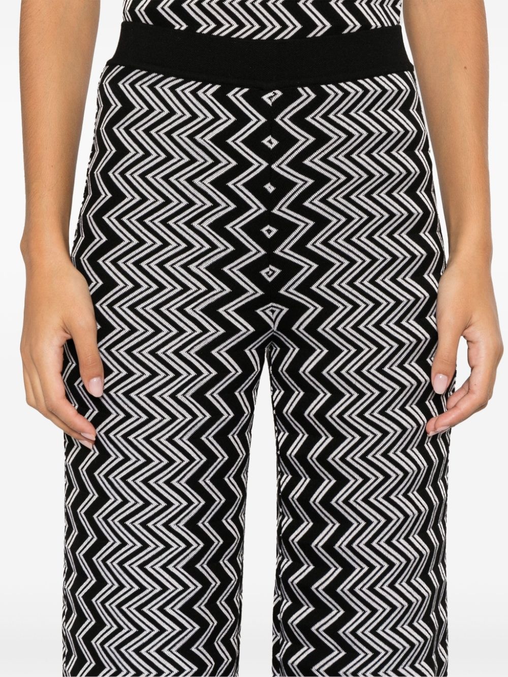 zigzag-design trousers - 5