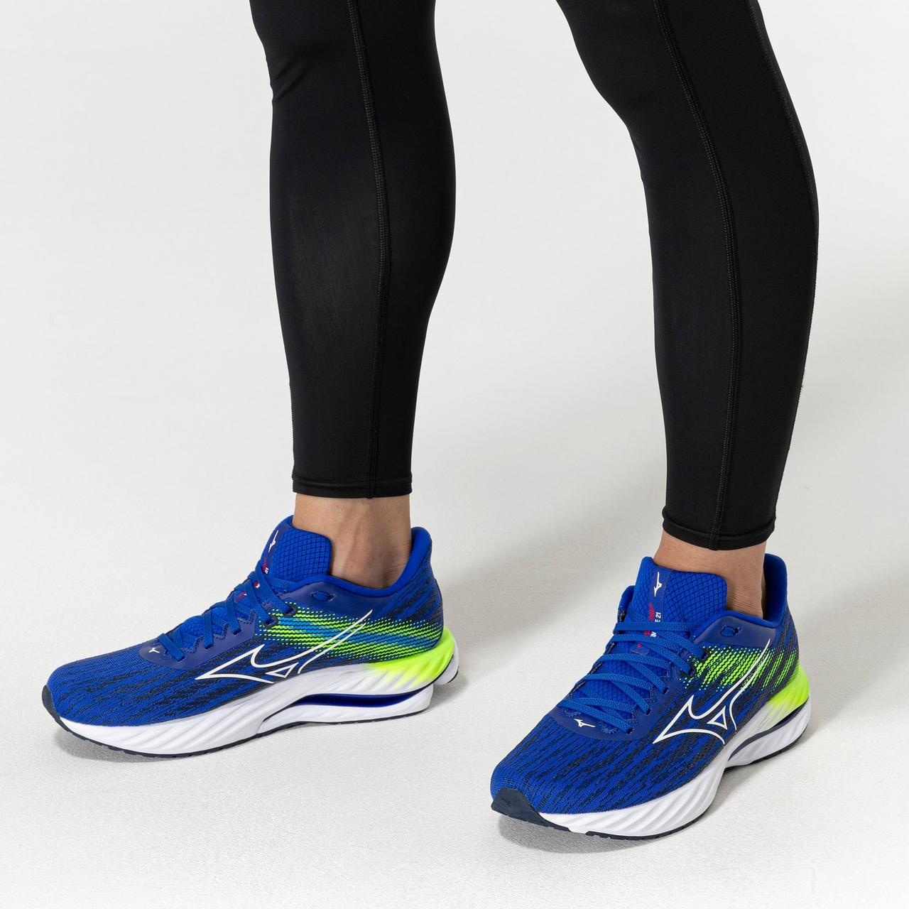 Men's Wave Inspire 21 Running Shoe - 9