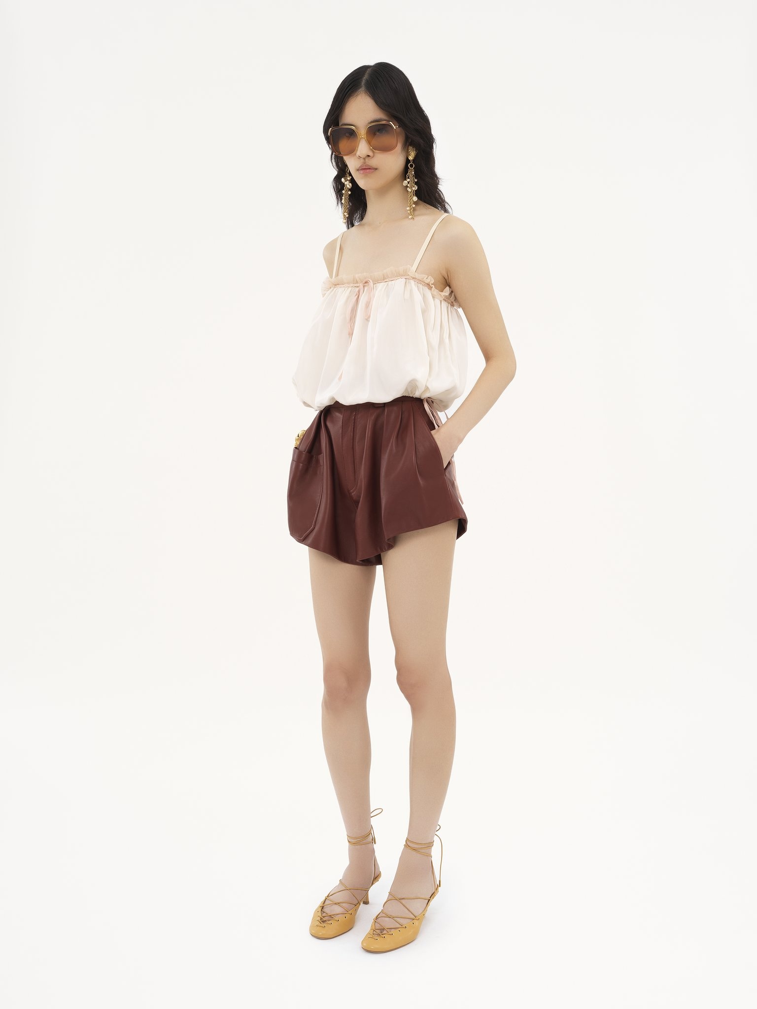 HIGH-RISE SHORTS IN LEATHER - 3