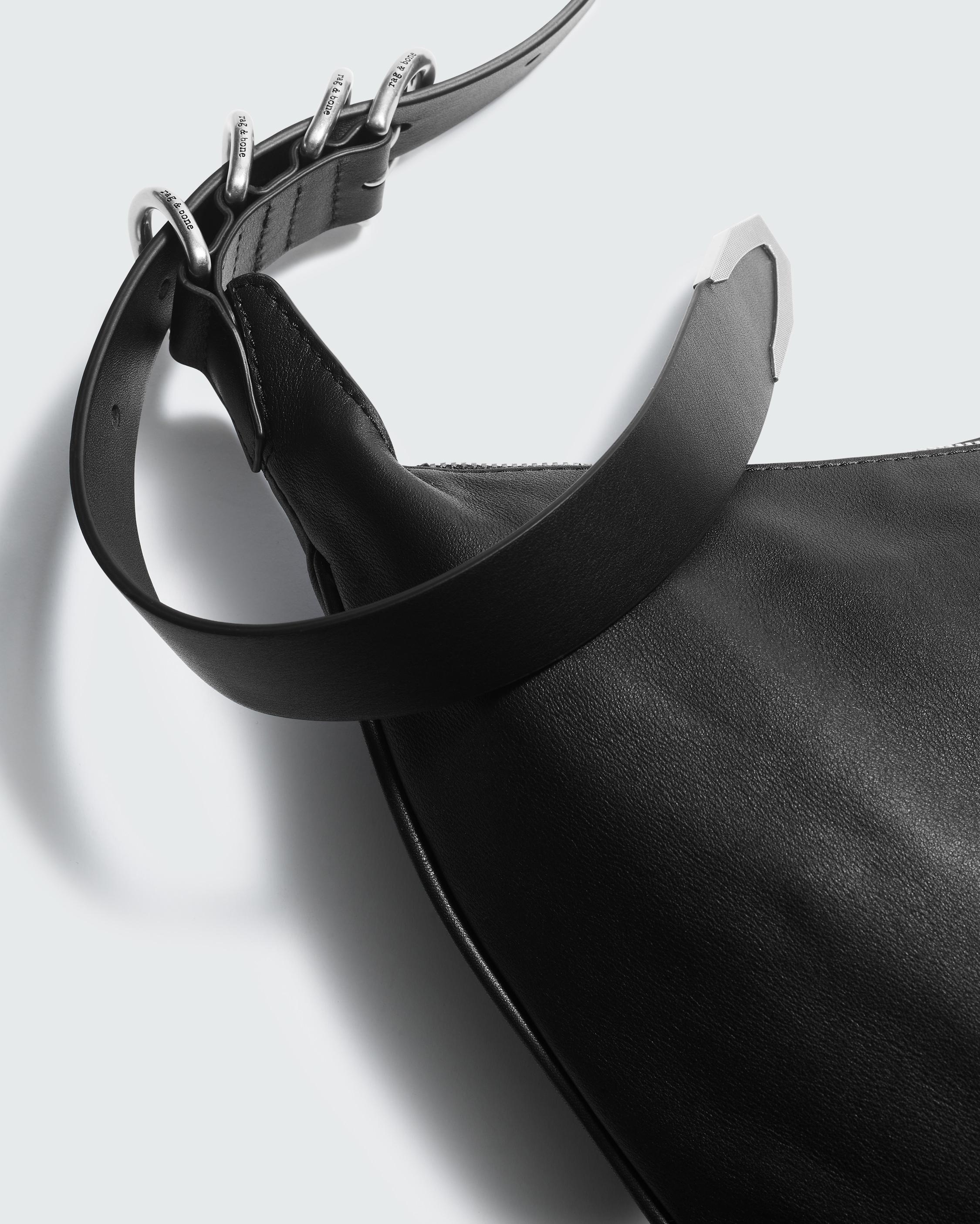 Spire Shoulder Bag - Leather
Medium Shoulder Bag - 7