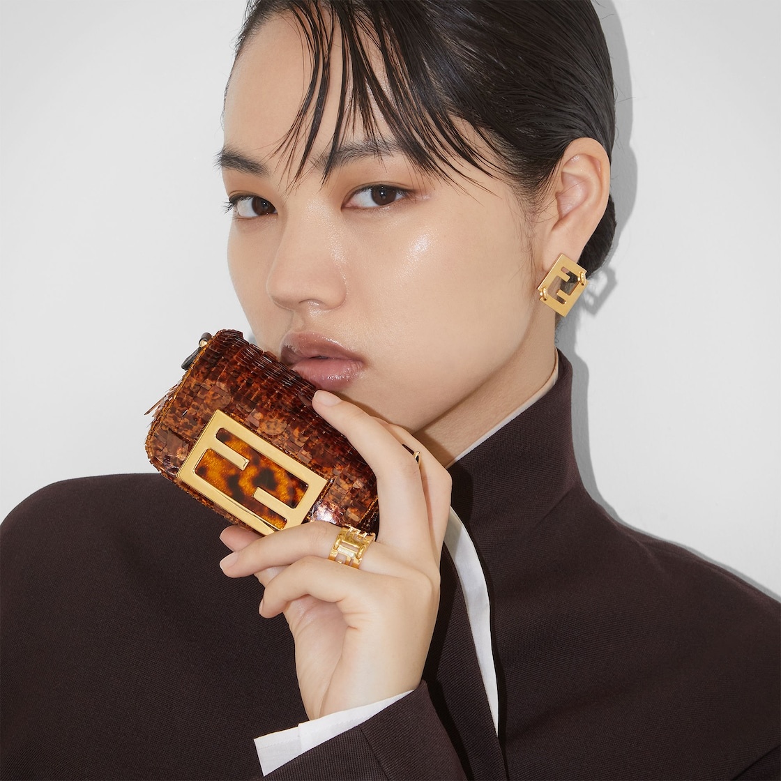 【送料&関税込】Forever Fendi Ring 8AK918ATEPF089U_01?wid=2000&