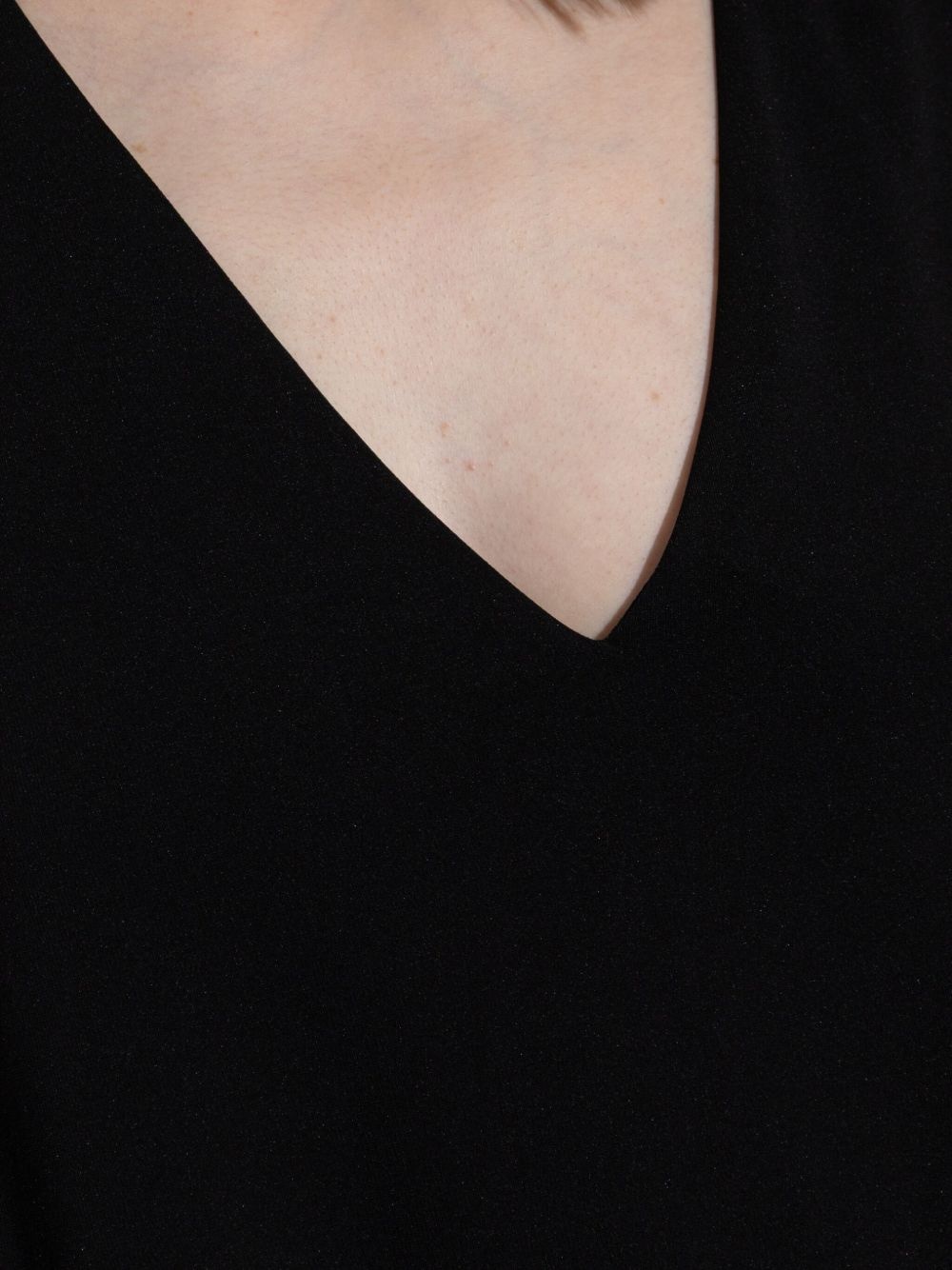V-neck sleeveless dress - 5