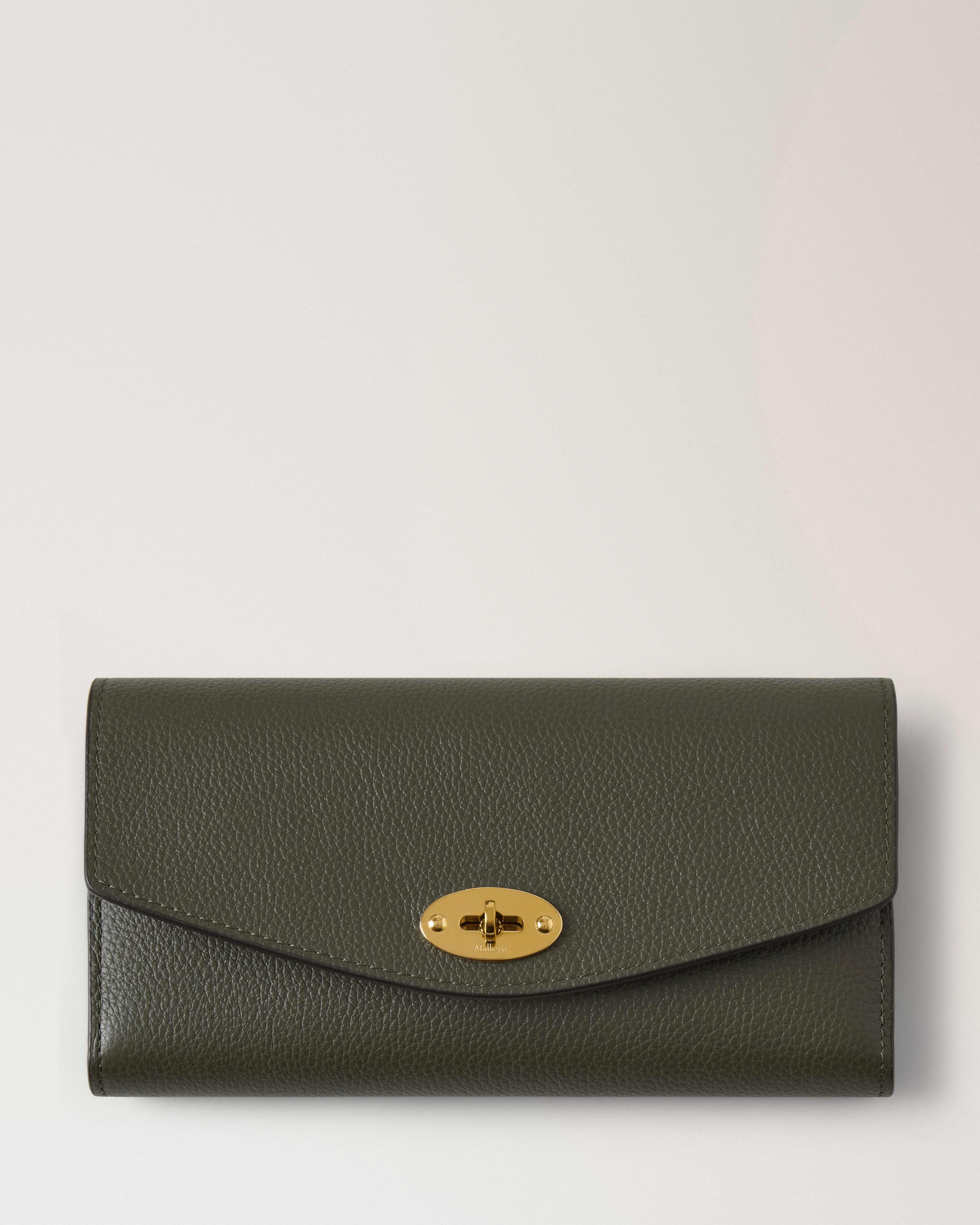 Darley Wallet
Juniper Green Small Classic Grain - 1