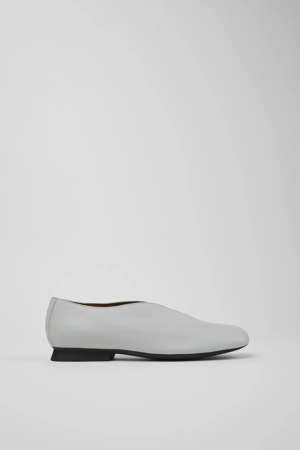 Casi Myra Gray Leather Ballerinas for Women. - 1