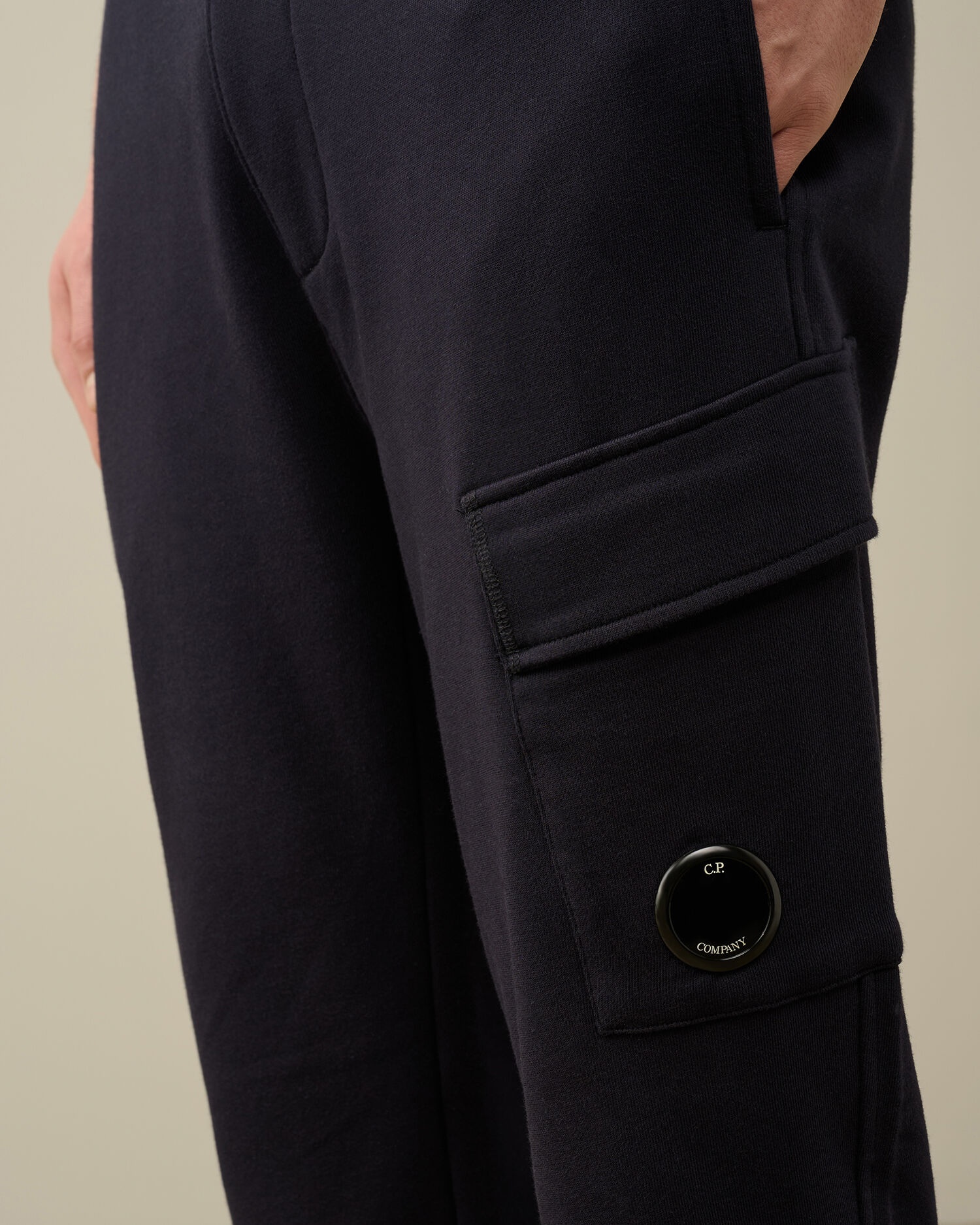 Diagonal Raised Fleece Cargo Sweatpants - 4
