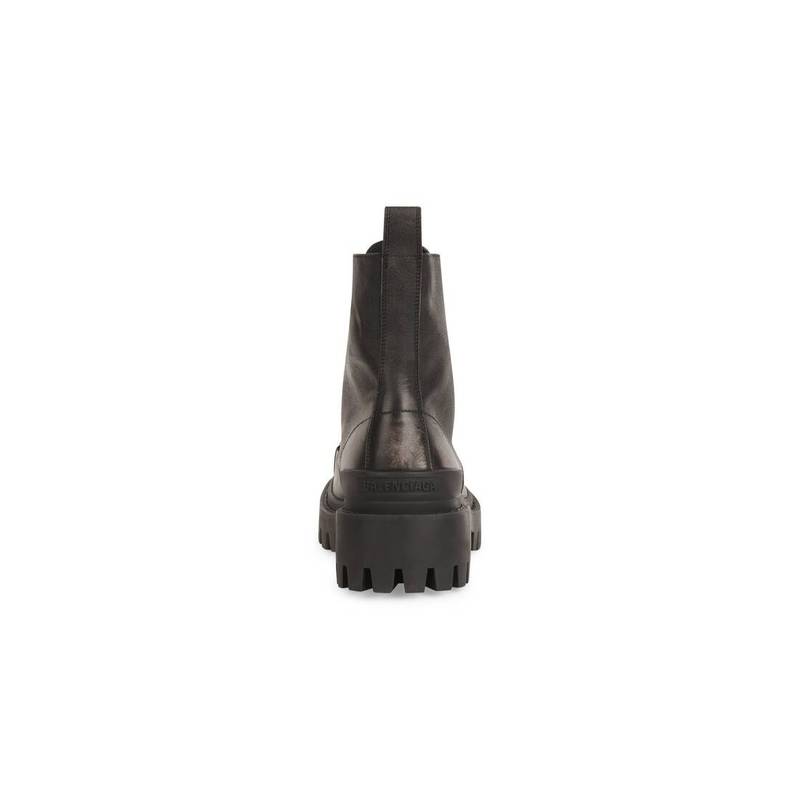 BALENCIAGA Men's Strike 20mm Boot in Black outlook