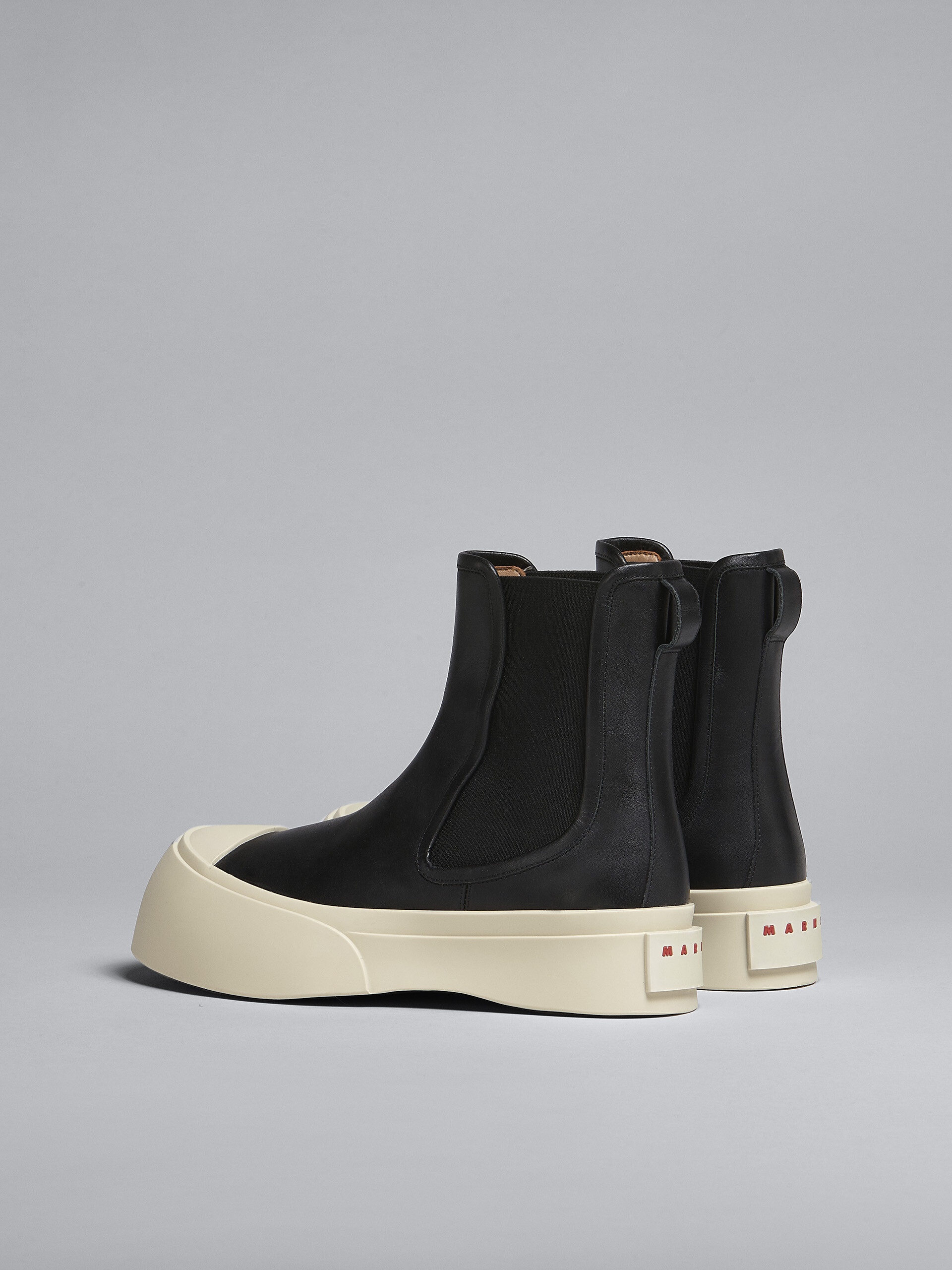BLACK LEATHER PABLO CHELSEA BOOT - 3