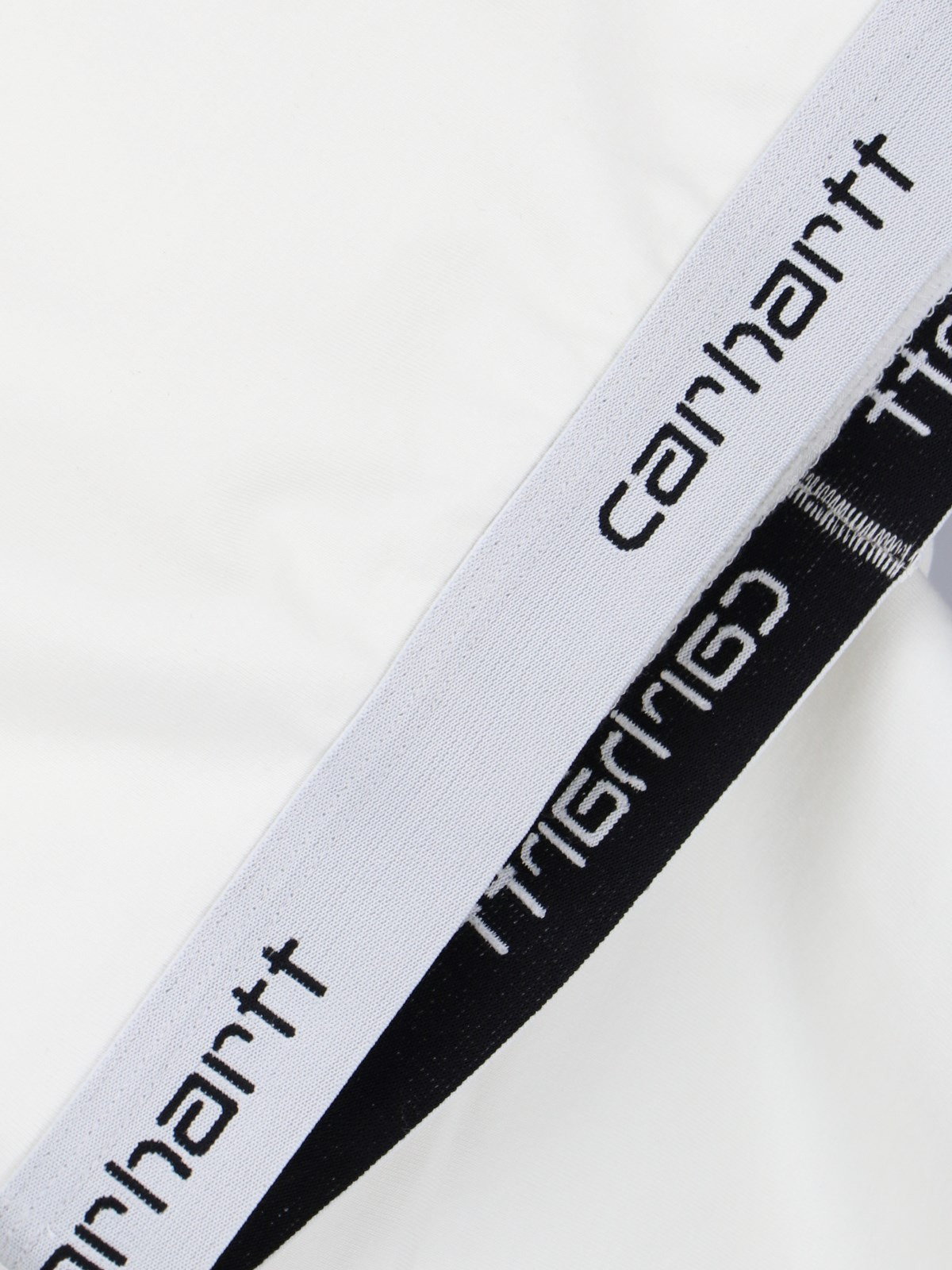 "W' SCRIPT" CROP TOP - 3