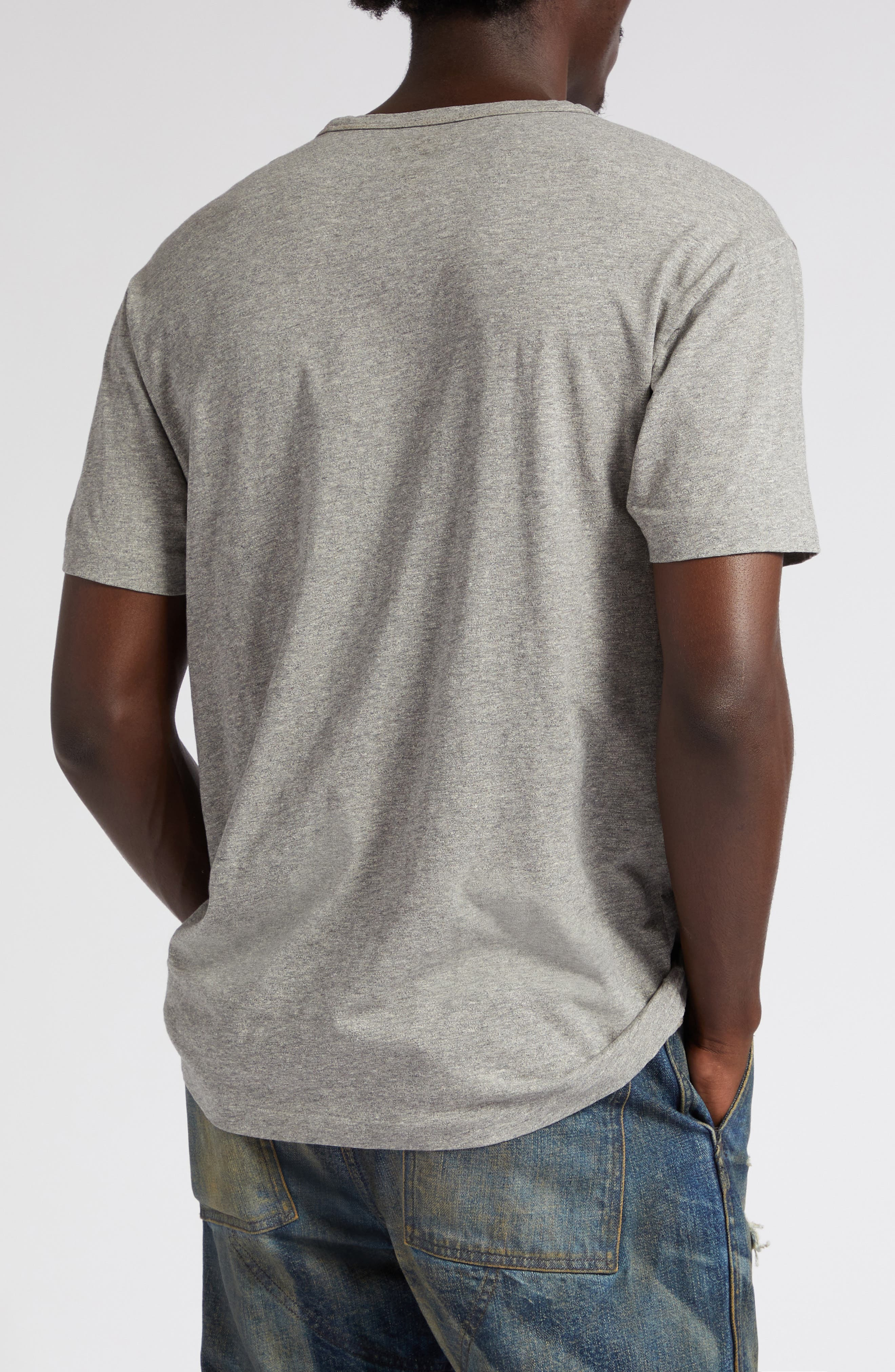 Logo Graphic T-Shirt - 2