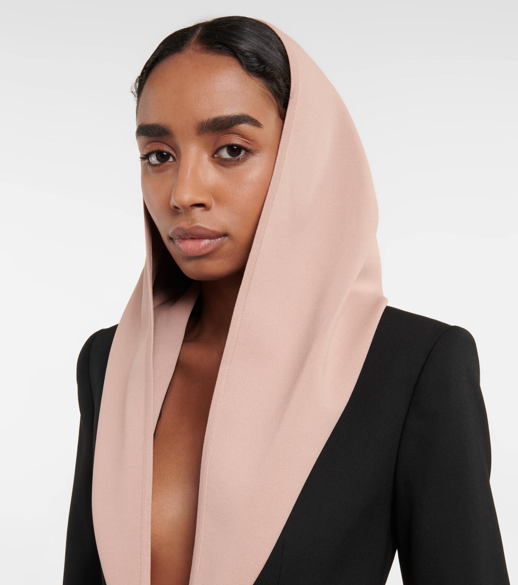 Hooded virgin wool minidress - 6