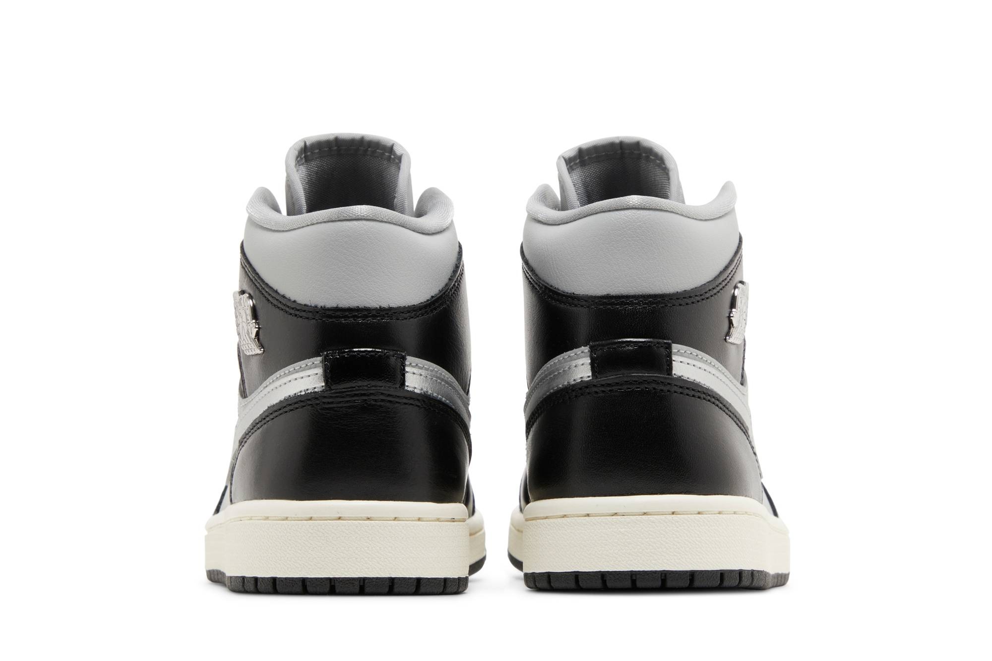 Wmns Air Jordan 1 Mid SE 'Black Chrome' - 6