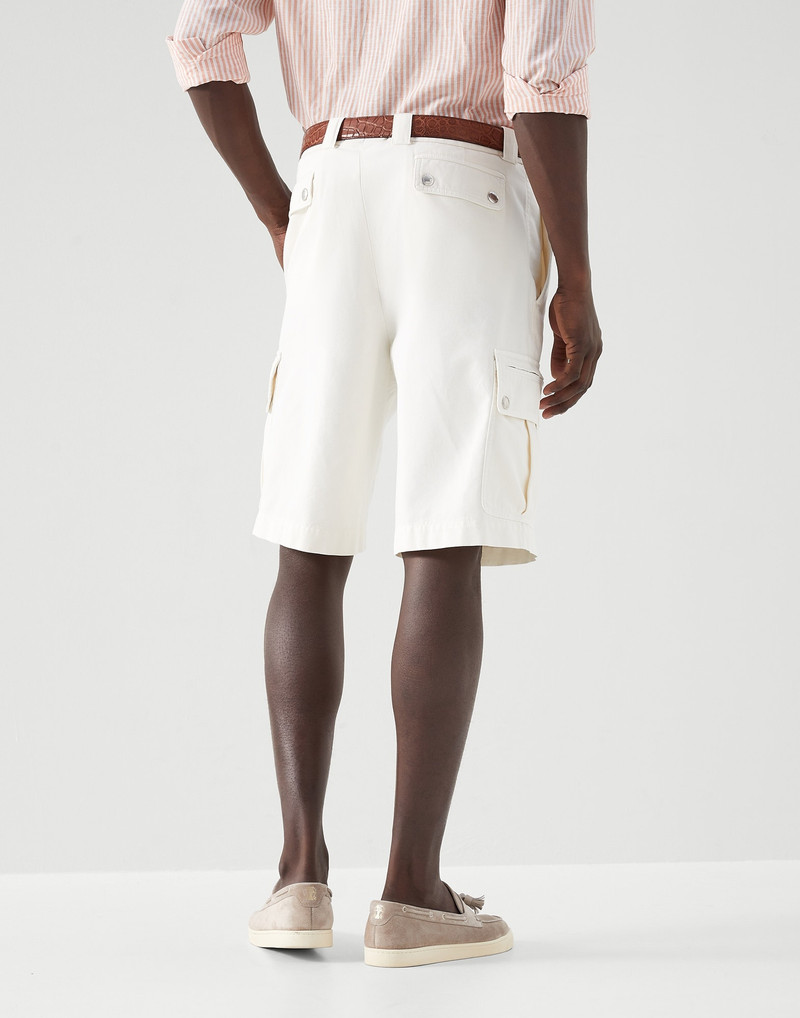 Garment-dyed leisure fit Bermuda shorts in twisted cotton gabardine with cargo pockets 2