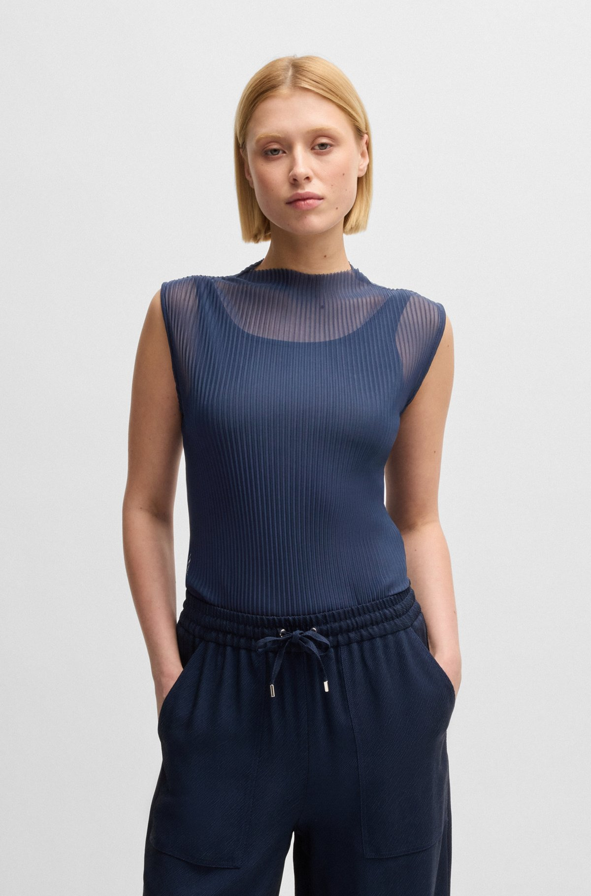 SLEEVELESS PLISSÉ-PLEATED TOP - 2