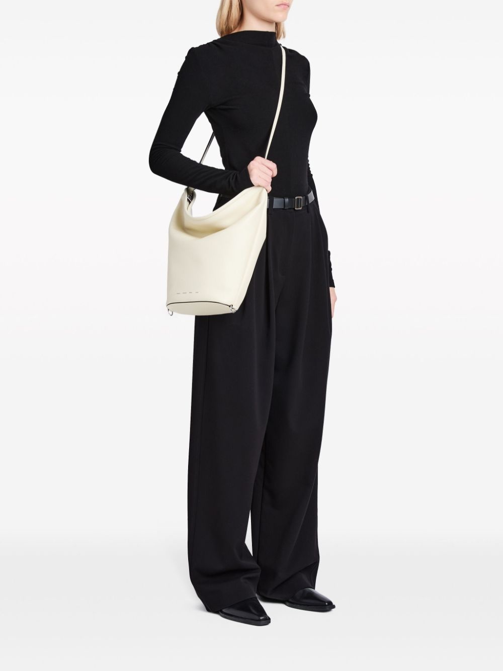 Sling leather bucket bag - 3